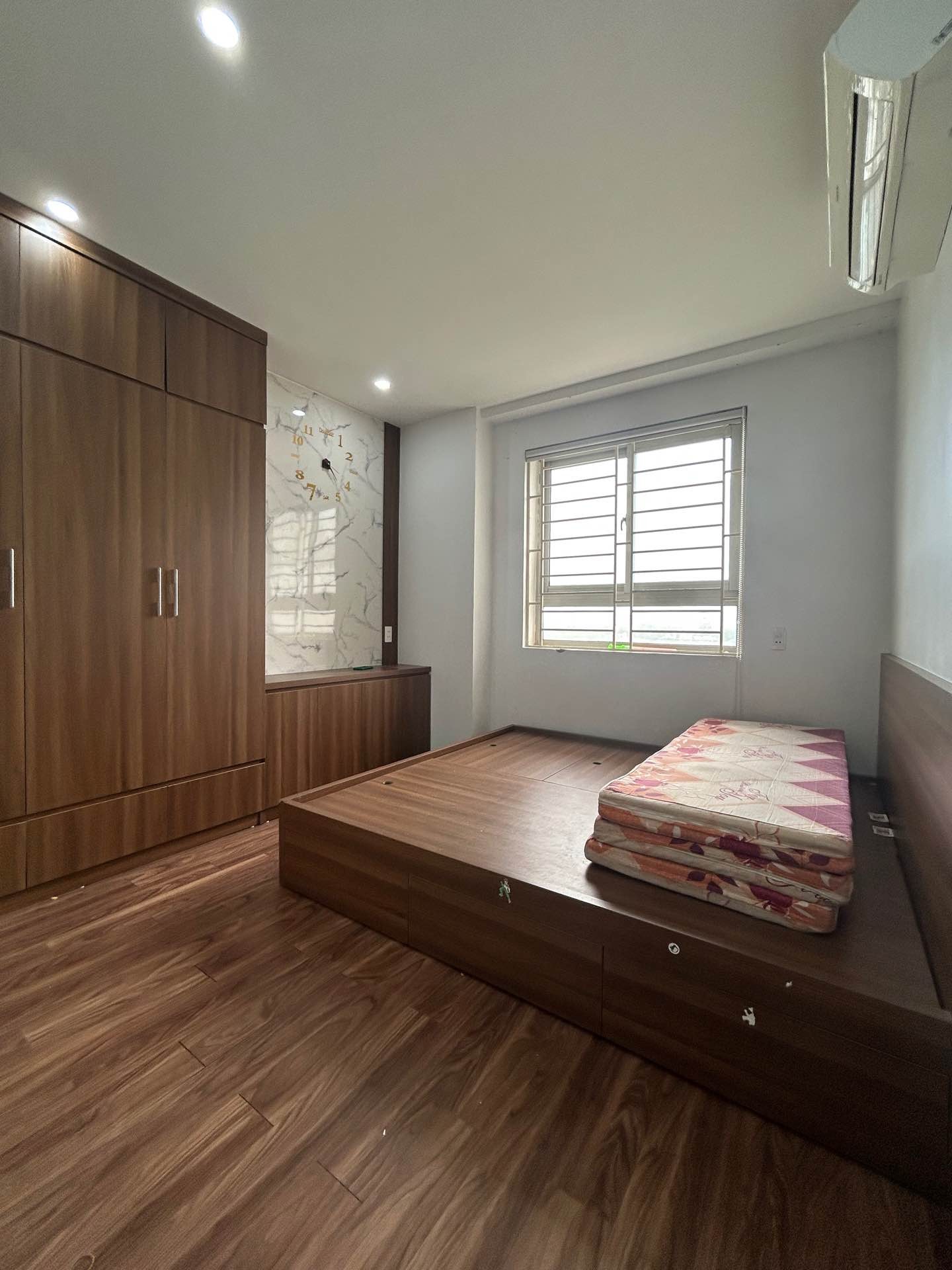 Bán nhà HH2C - diện tích 76m2 7 tầng - Căn góc thoáng sáng - giá 4,7 tỷ