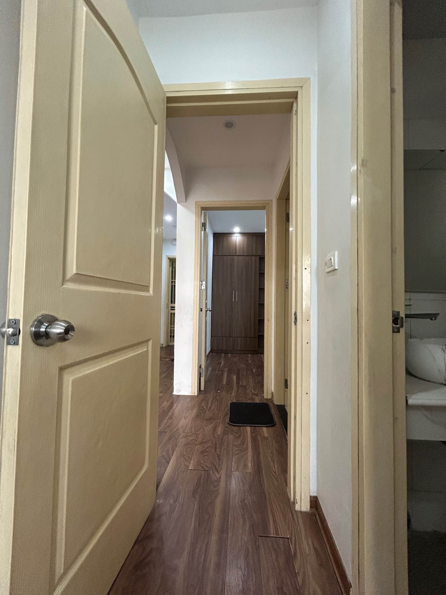 Bán nhà HH2C - diện tích 76m2 7 tầng - Căn góc thoáng sáng - giá 4,7 tỷ