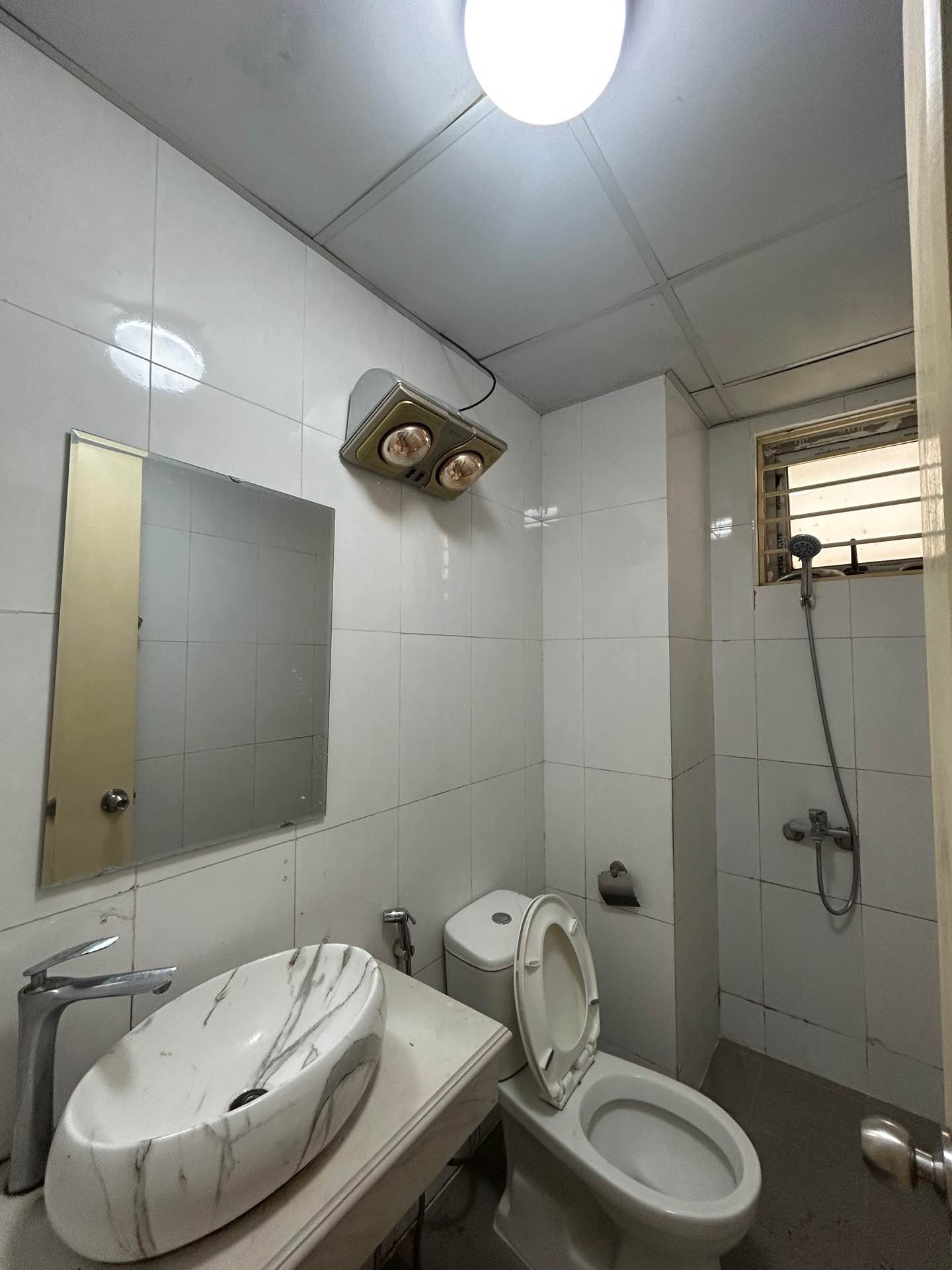 Bán nhà HH2C - diện tích 76m2 7 tầng - Căn góc thoáng sáng - giá 4,7 tỷ