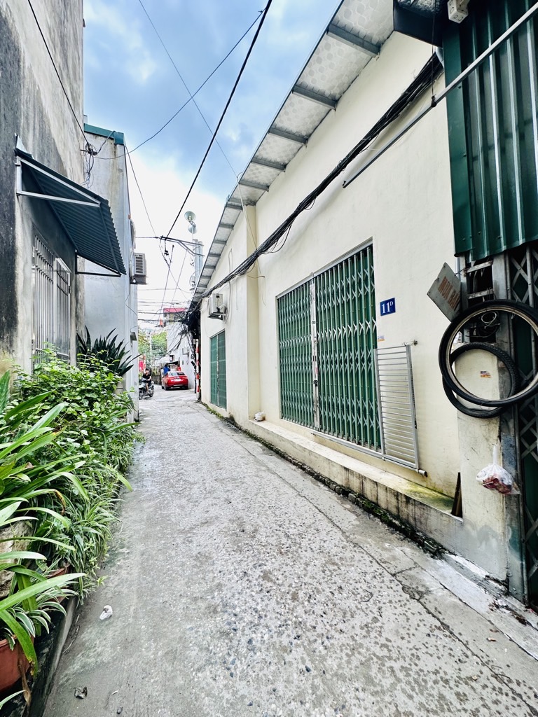 Bán nhà Định Công Hạ - diện tích 164.2m2 1 tầng - ô tô đỗ cửa - giá 48,9 tỷ