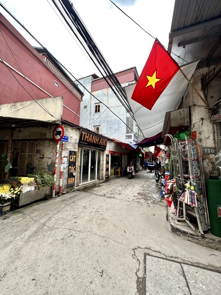 Bán nhà Định Công Hạ - diện tích 164.2m2 1 tầng - ô tô đỗ cửa - giá 48,9 tỷ