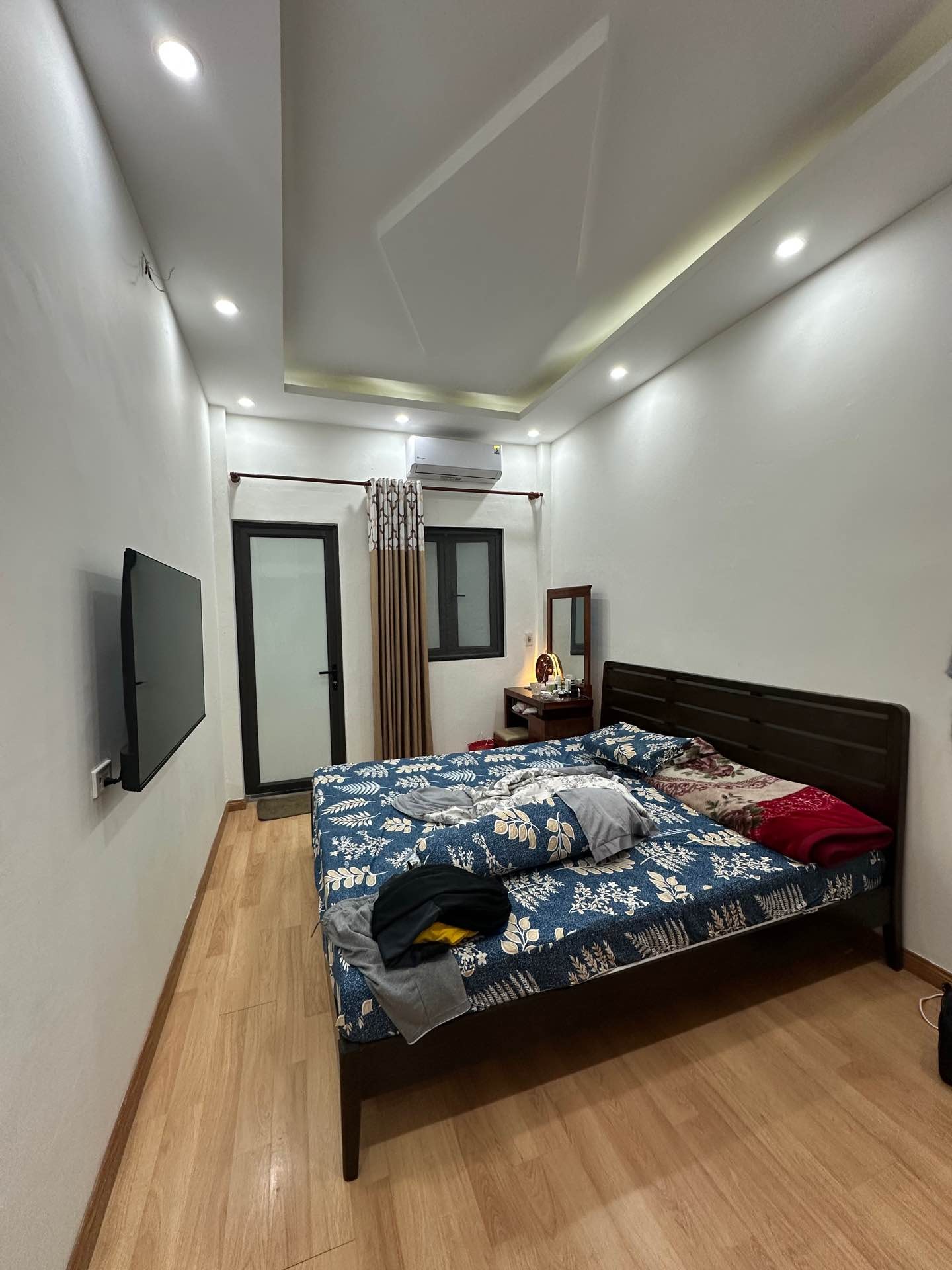 Bán nhà Dương Văn Bé - diện tích 27m2 4 tầng - Nhà mới full nội thất - giá 7,5 tỷ
