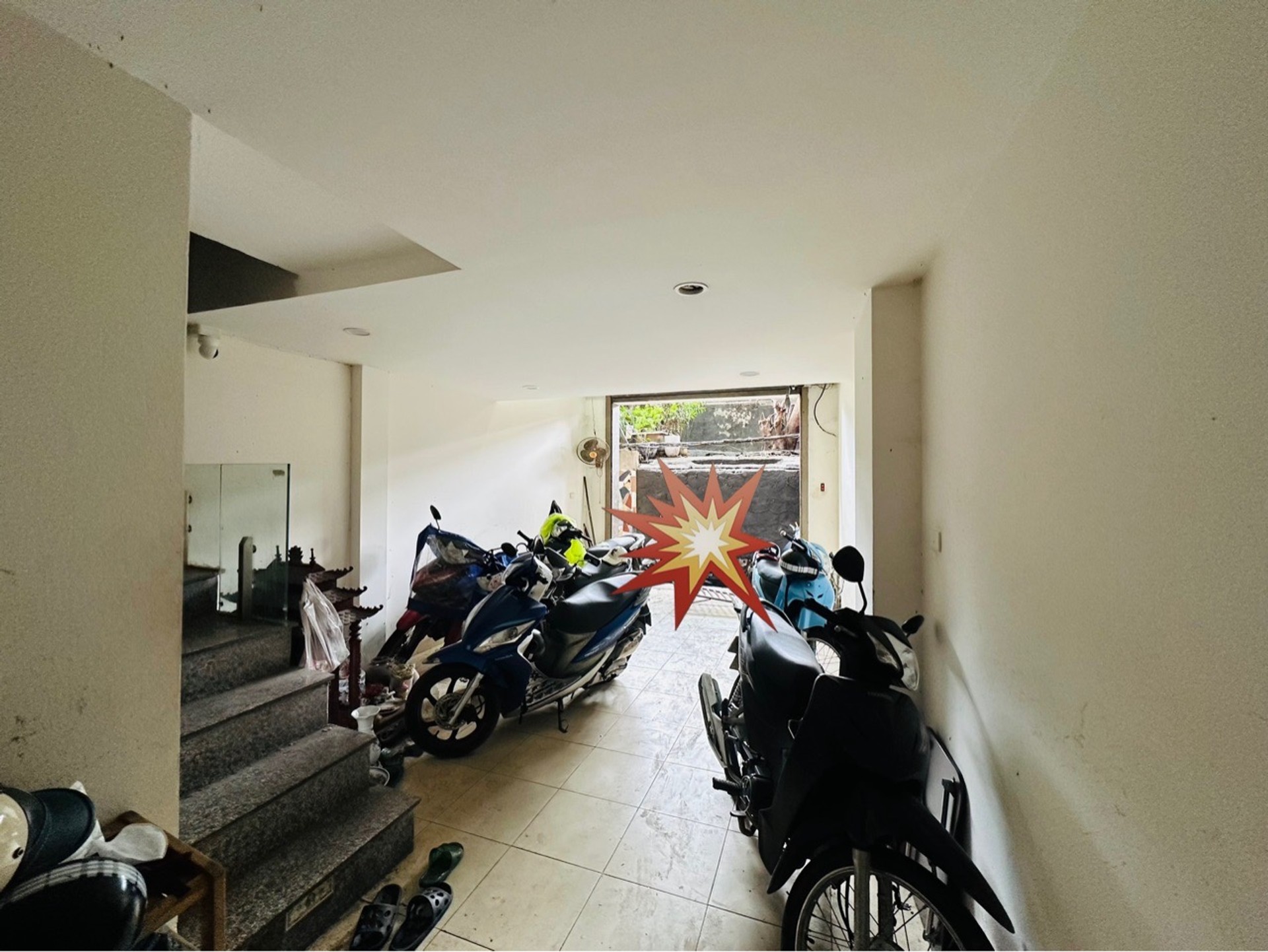 Bán nhà Nguyễn Khoái - diện tích 33m2 5 tầng - Nhà mặt phố - giá 8,8 tỷ