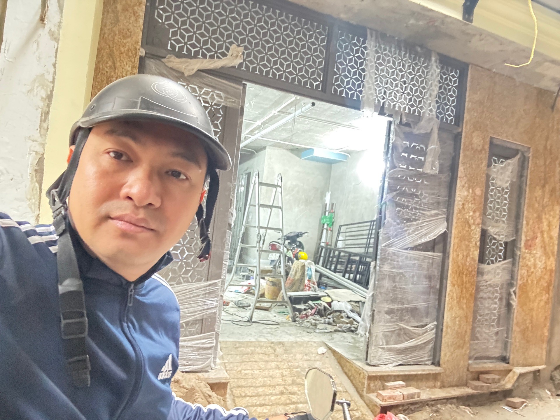 Bán nhà La Thành - diện tích 74.2m2 7 tầng - Ngõ thông - giá 25 tỷ