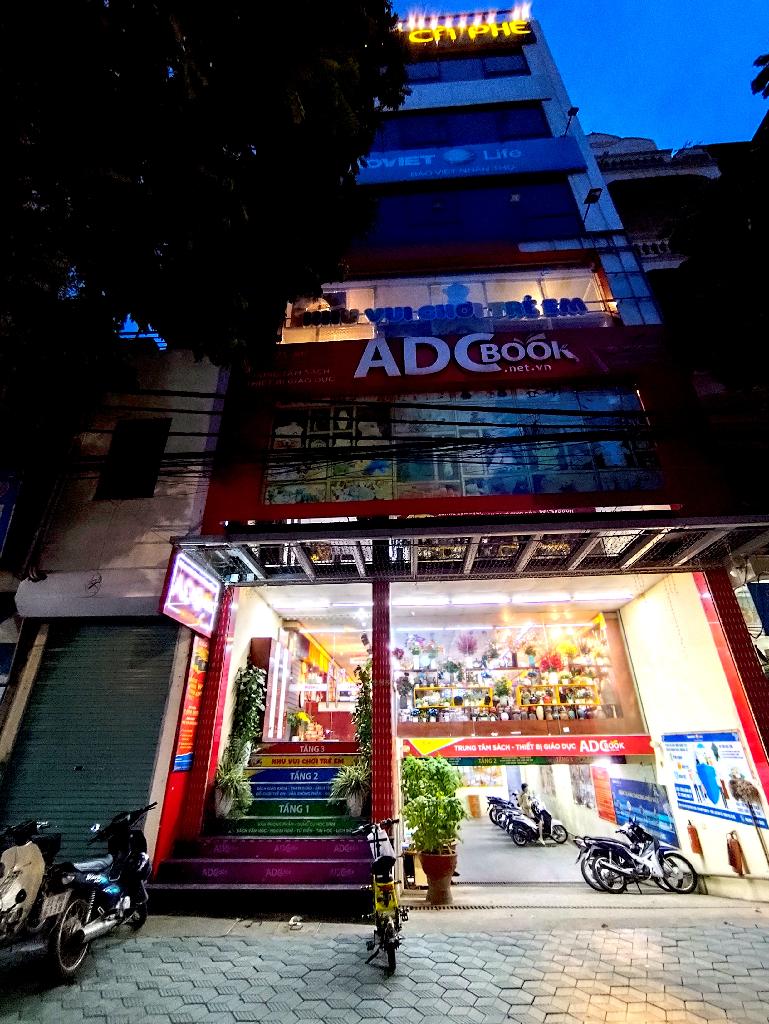 Bán nhà Ngọc Hồi - diện tích 210m2 8 tầng - Mặt phố kinh doanh đỉnh chóp - giá 78 tỷ