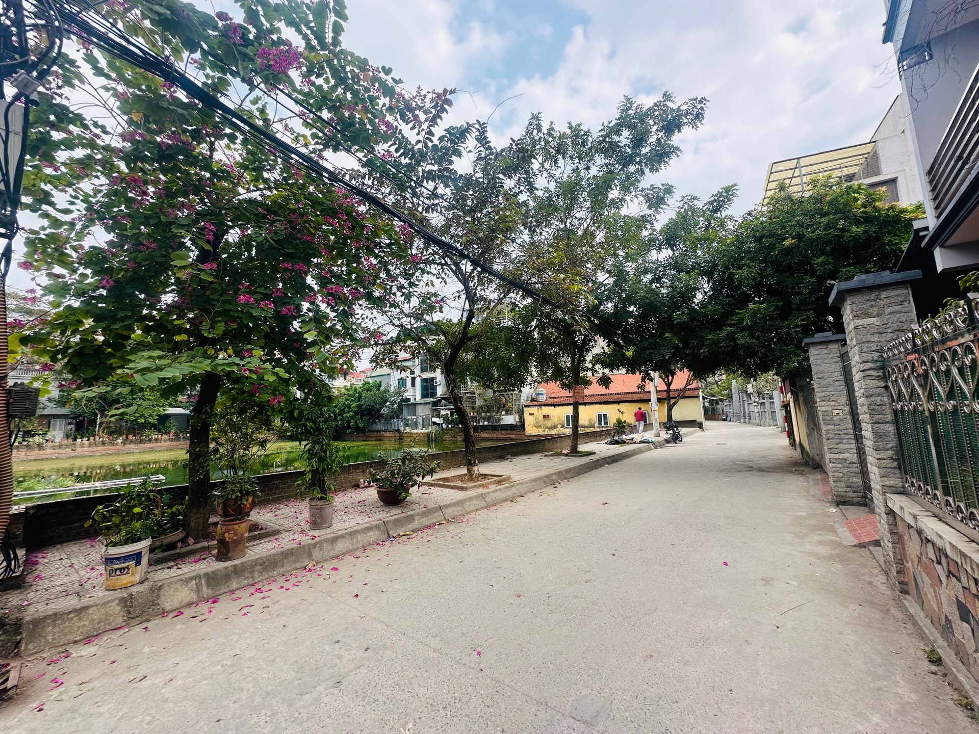 Bán nhà Phố Đại Đồng - diện tích 40m2 6 tầng - Thang máy - giá 10,9 tỷ