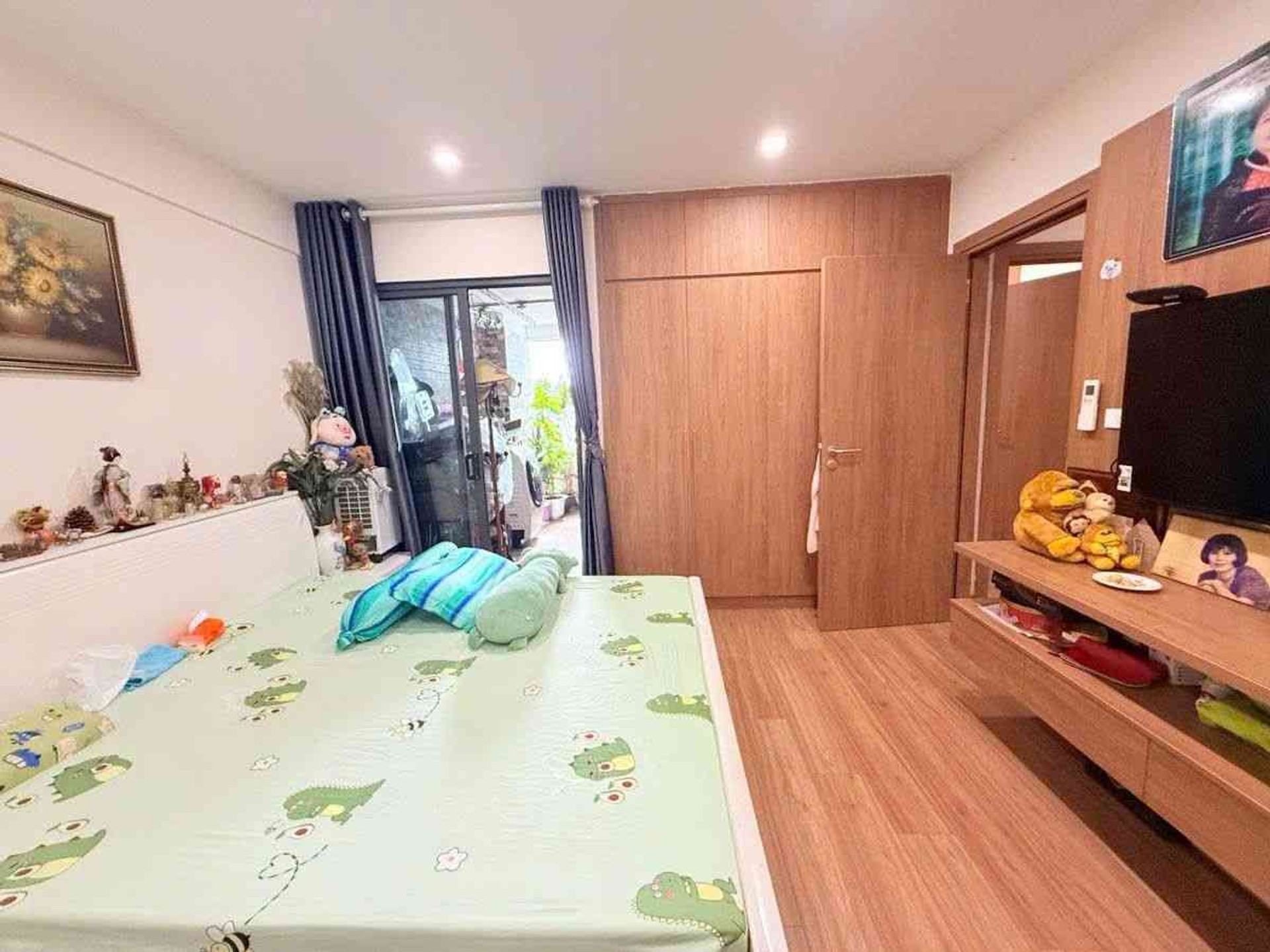 Bán nhà Minh Khai - diện tích 106m2 1 tầng - Căn hộ chung cư Amber Riverside - giá 10,5 tỷ