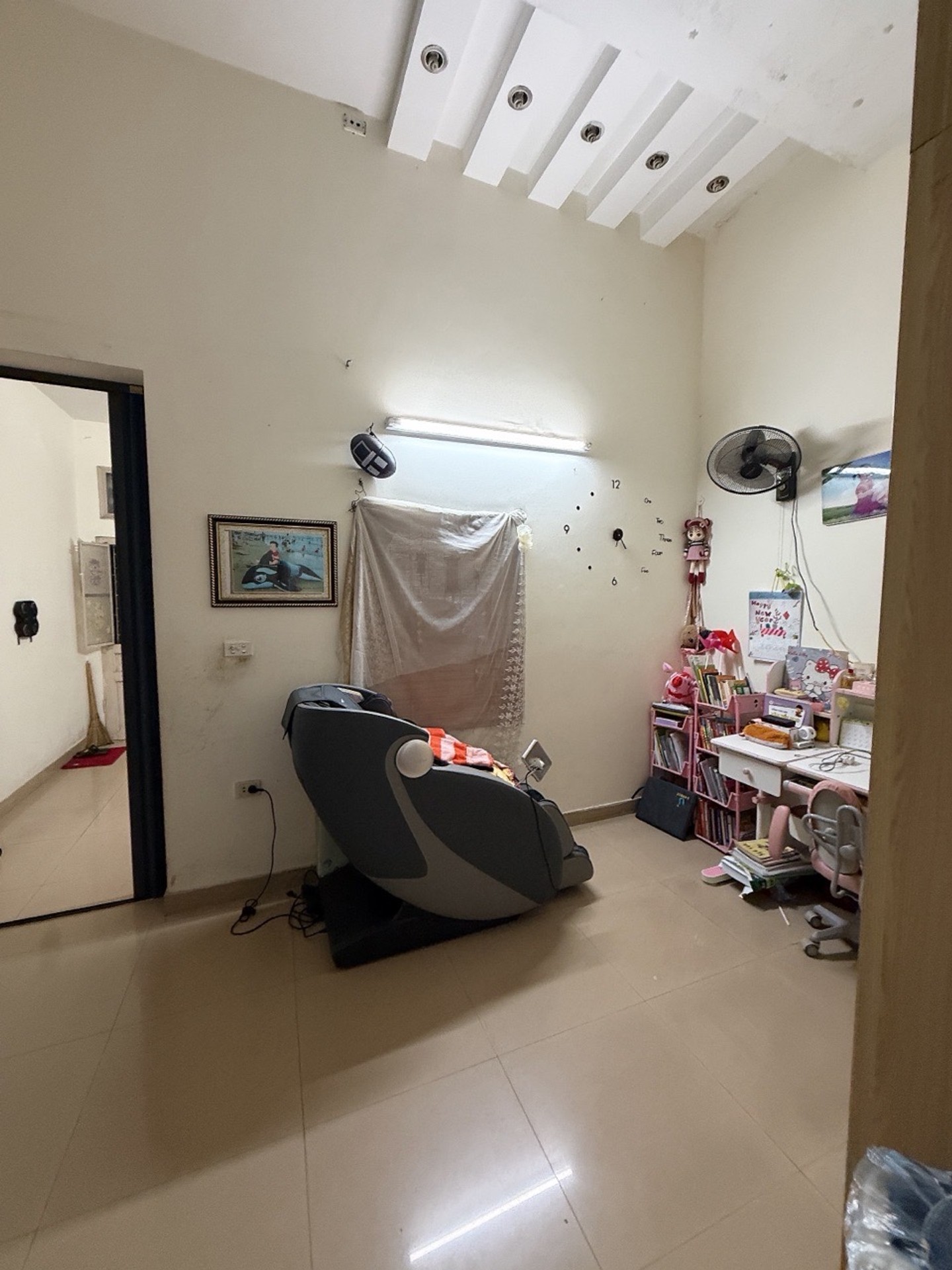 Bán nhà Hoàng Mai - diện tích 60m2 2 tầng - Ô tô 10m - giá 18 tỷ
