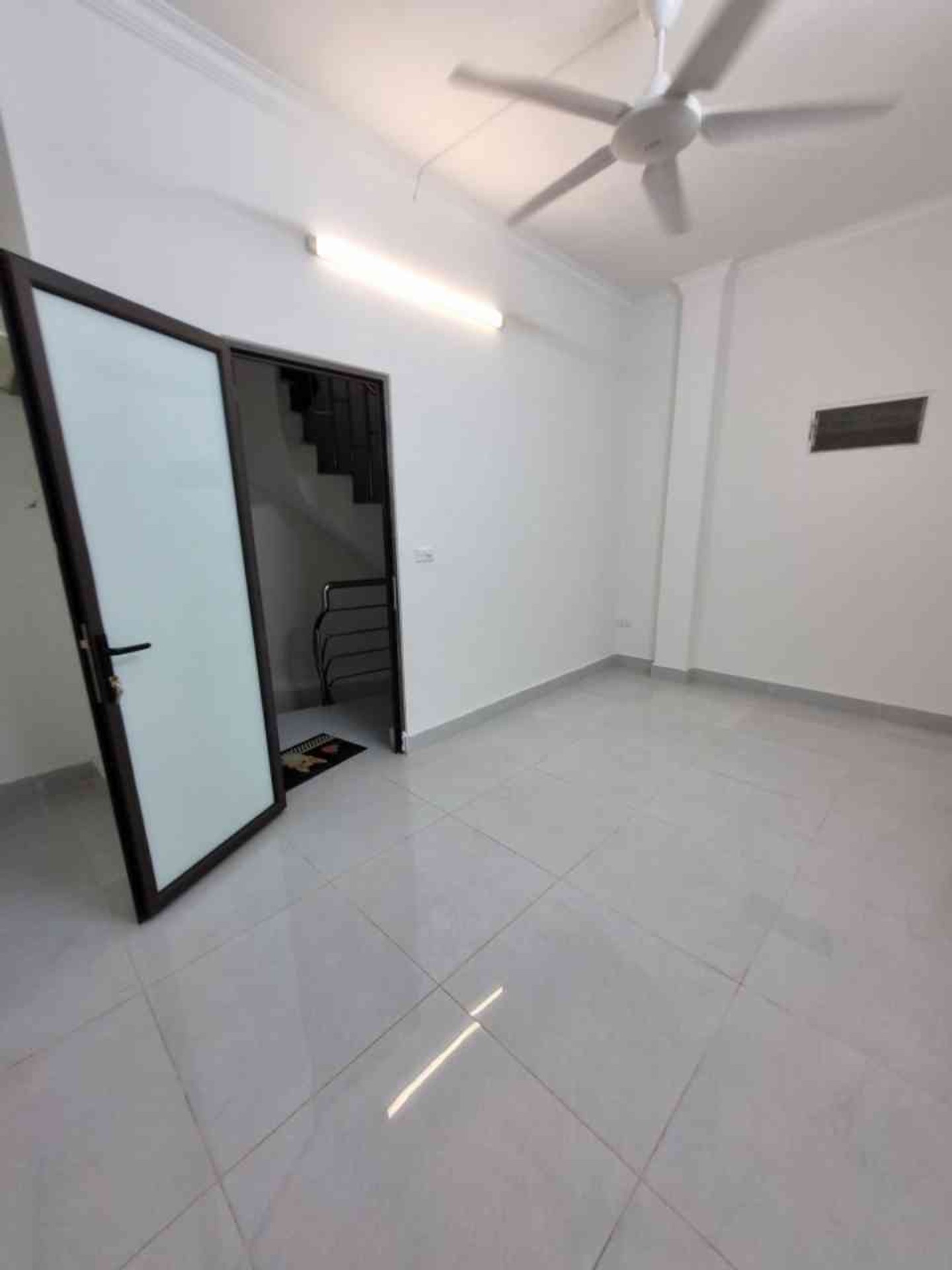 Bán nhà Đống Đa - diện tích 24m2 5 tầng - Sổ riêng, không quy hoạch - giá 5,15 tỷ