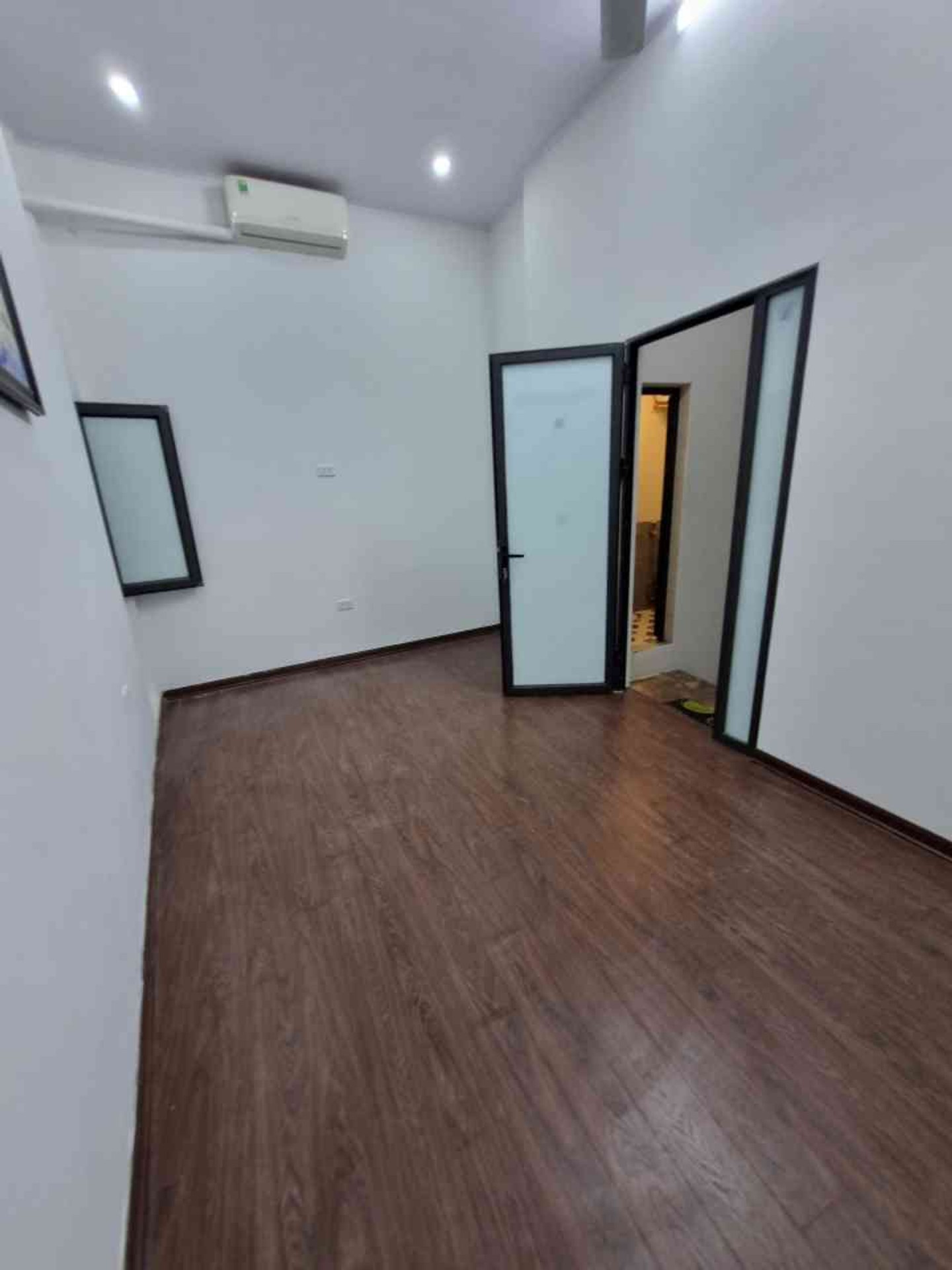 Bán nhà Đống Đa - diện tích 24m2 5 tầng - Sổ riêng, không quy hoạch - giá 5,15 tỷ