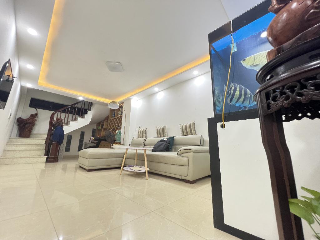 Bán nhà Định Công - diện tích 65m2 5 tầng - Ô TÔ ĐỖ CỬA - giá 11,85 tỷ
