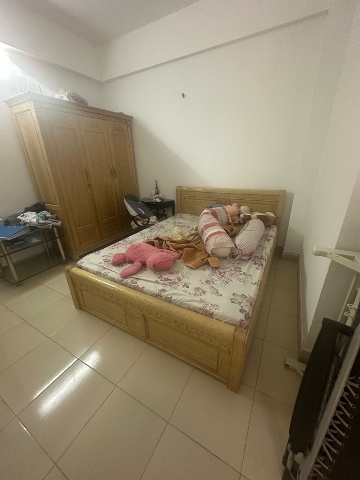 Bán nhà Hoàng Cầu - diện tích 64m2 1 tầng - Căn hộ thoáng mát, thiết kế 2PN - giá 6,85 tỷ