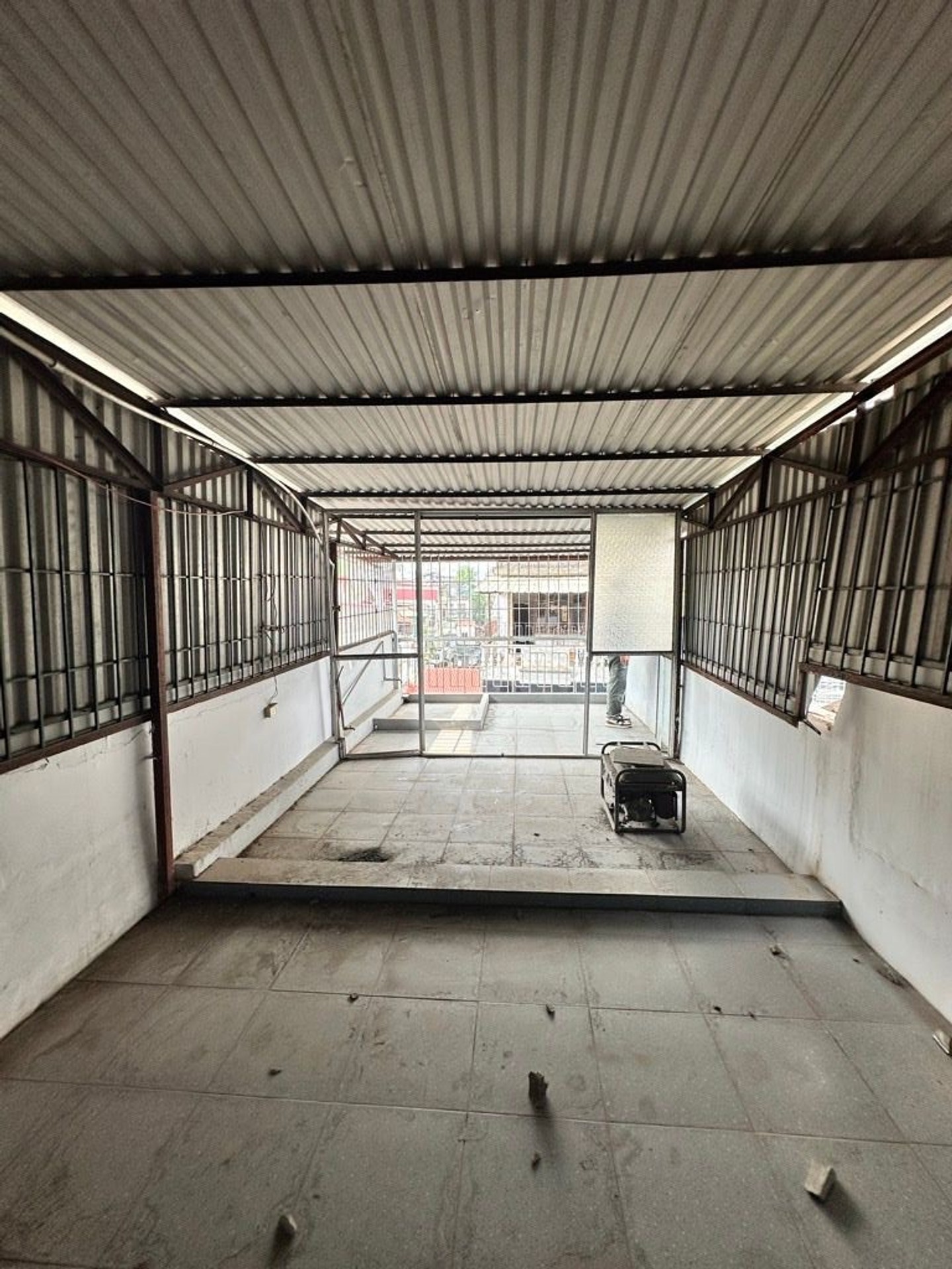 Bán nhà Lê Gia Đỉnh - diện tích 36m2 4 tầng - Kinh Doanh Sầm Uất - giá 11,4 tỷ