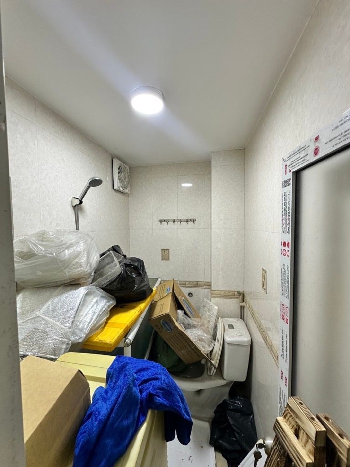 Bán nhà Lê Gia Đỉnh - diện tích 36m2 4 tầng - Kinh Doanh Sầm Uất - giá 11,4 tỷ