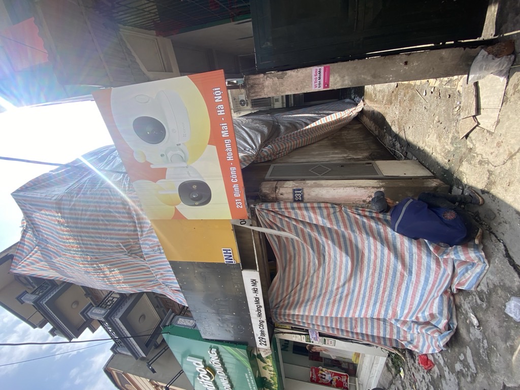 Bán nhà Định Công - diện tích 91.9m2 1 tầng - mặt phố - giá 38,5 tỷ