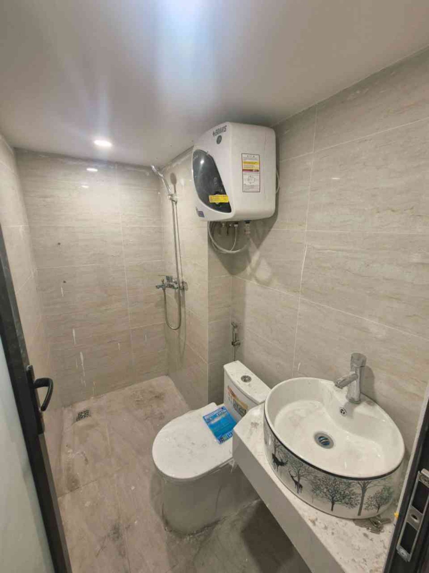 Bán nhà Bùi Xương Trạch - diện tích 63m2 8 tầng - Mặt ngõ to ô tô tránh - giá 26,9 tỷ