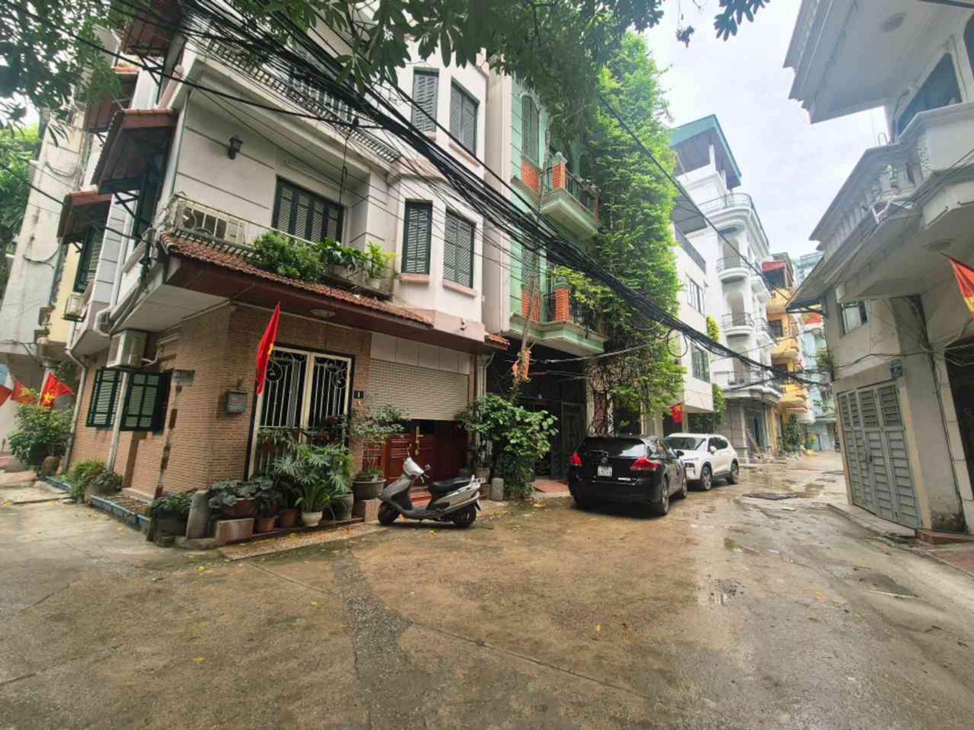 Bán nhà Bùi Xương Trạch - diện tích 63m2 8 tầng - Mặt ngõ to ô tô tránh - giá 26,9 tỷ