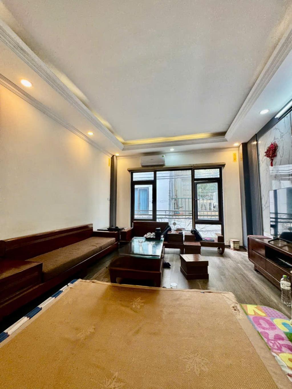 Bán nhà Giải Phóng - diện tích 58m2 6 tầng - Ô TÔ NHỎ VÀO NHÀ - giá 15,4 tỷ