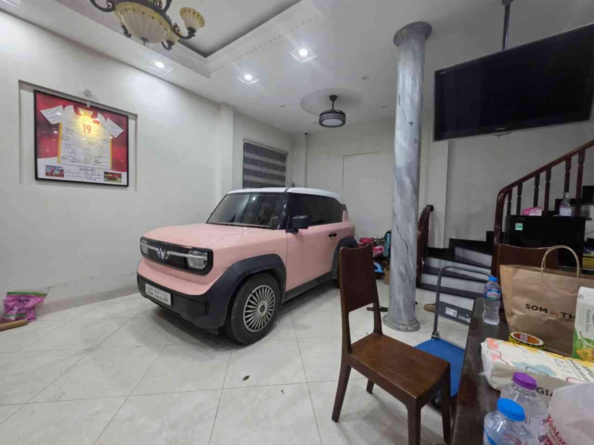 Bán nhà Nguyễn Văn Trỗi - diện tích 43m2 4 tầng - Lô góc ô tô cất trong nhà - giá 17 tỷ