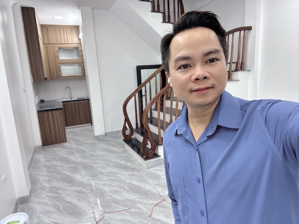 Bán nhà Hai Bà Trưng - diện tích 37m2 5 tầng - Nhà mới kính koong trung tâm - giá 6,9 tỷ
