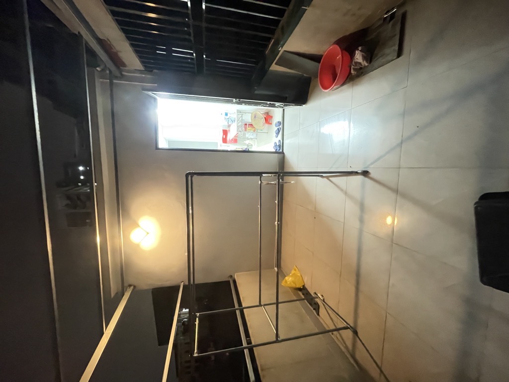 Bán nhà Minh Khai - diện tích 35m2 6 tầng - Ô tô đỗ cổng - giá 11 tỷ