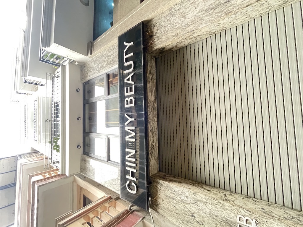 Bán nhà Minh Khai - diện tích 35m2 6 tầng - Ô tô đỗ cổng - giá 11 tỷ