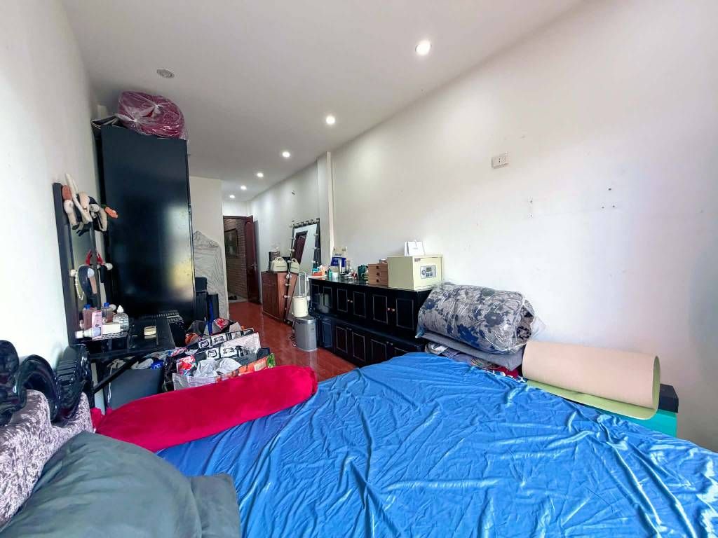 Bán nhà La Thành - diện tích 65m2 5 tầng - Mặt phố kinh doanh sầm uất - giá 36,5 tỷ