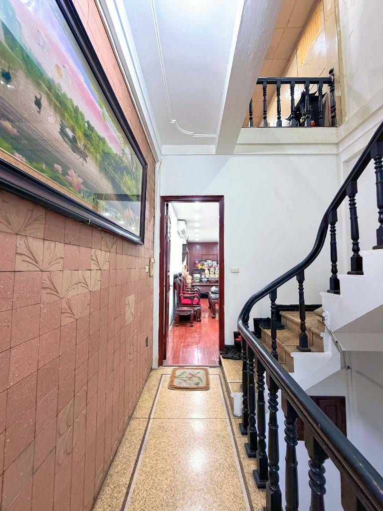 Bán nhà La Thành - diện tích 65m2 5 tầng - Mặt phố kinh doanh sầm uất - giá 36,5 tỷ