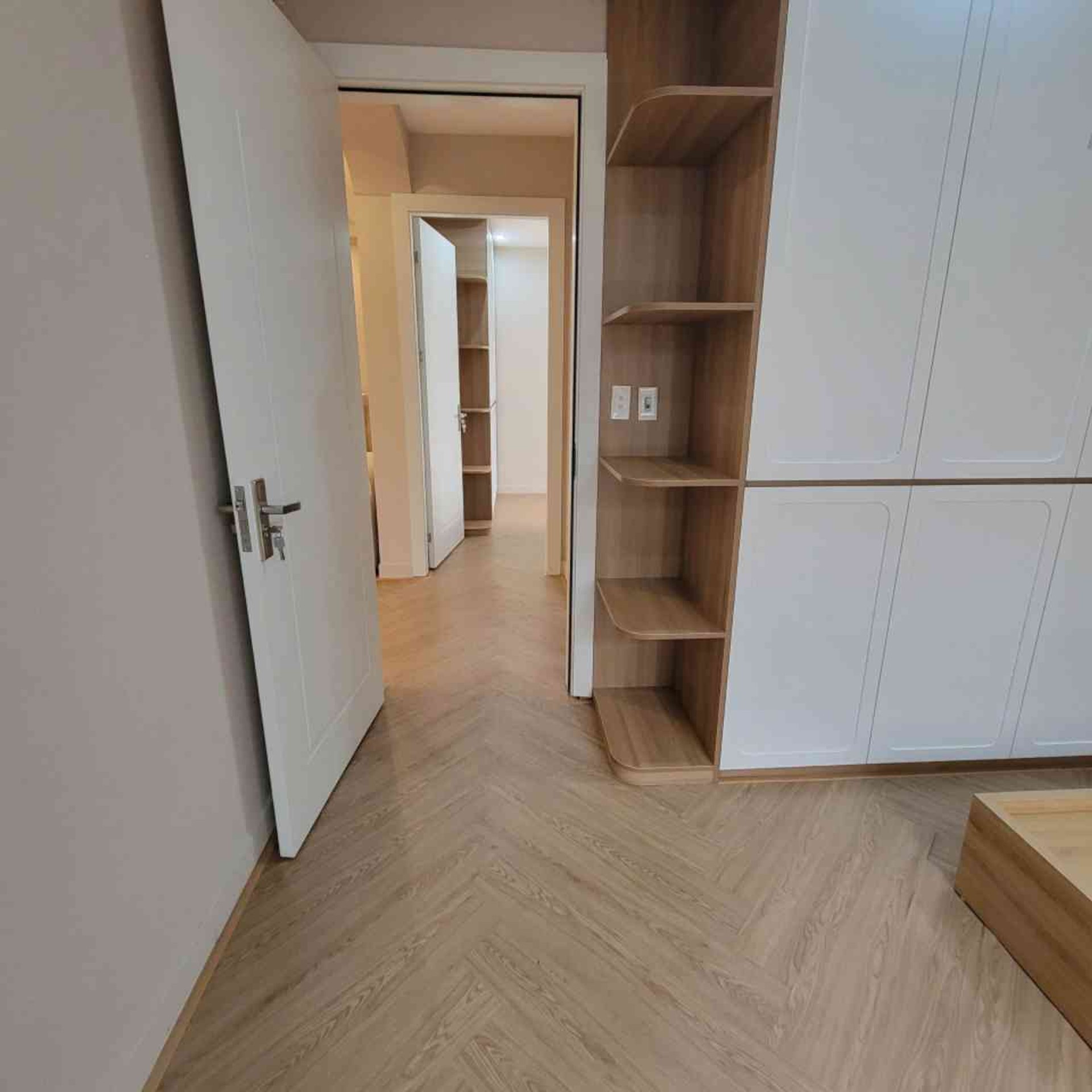 Bán nhà ĐN1 - diện tích 71m2 6 tầng - Căn hộ chung cư mới đẹp - giá 4,85 tỷ