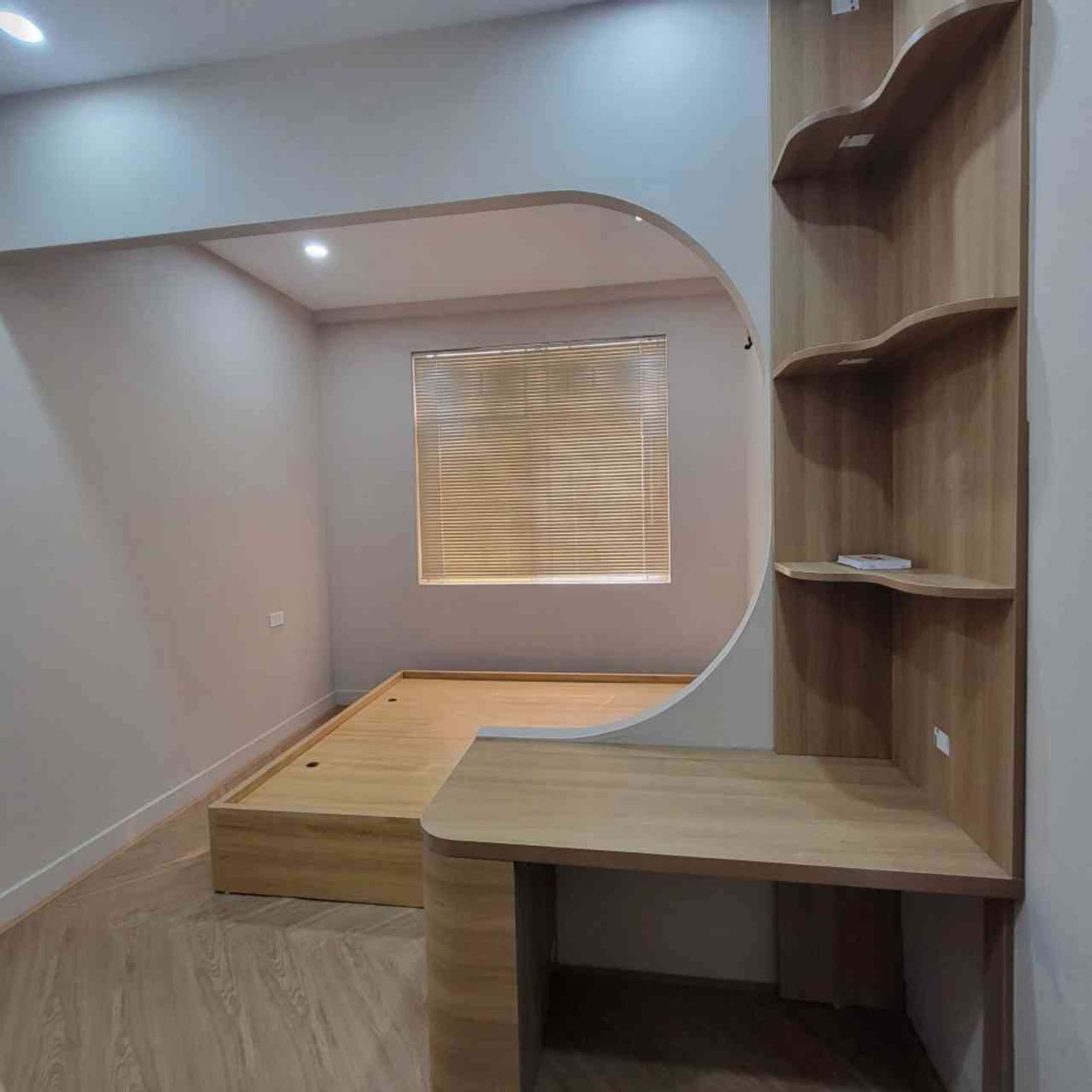 Bán nhà ĐN1 - diện tích 71m2 6 tầng - Căn hộ chung cư mới đẹp - giá 4,85 tỷ