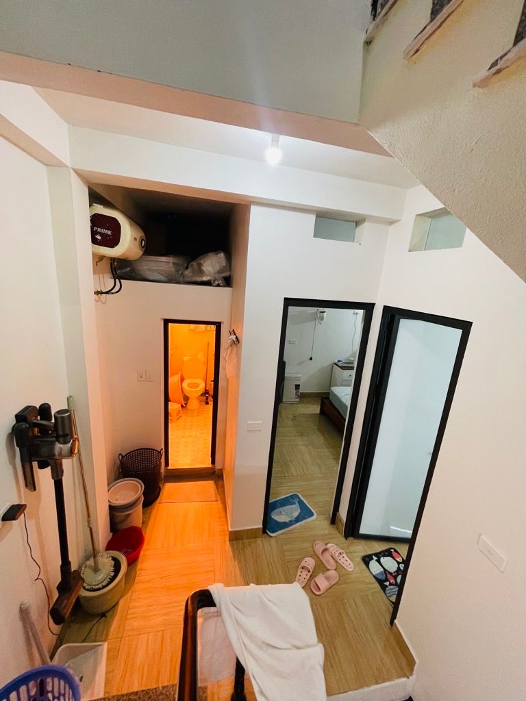 Bán nhà Định Công Hạ - diện tích 40m2 3 tầng - ô tô đỗ tránh - giá 3,5 tỷ