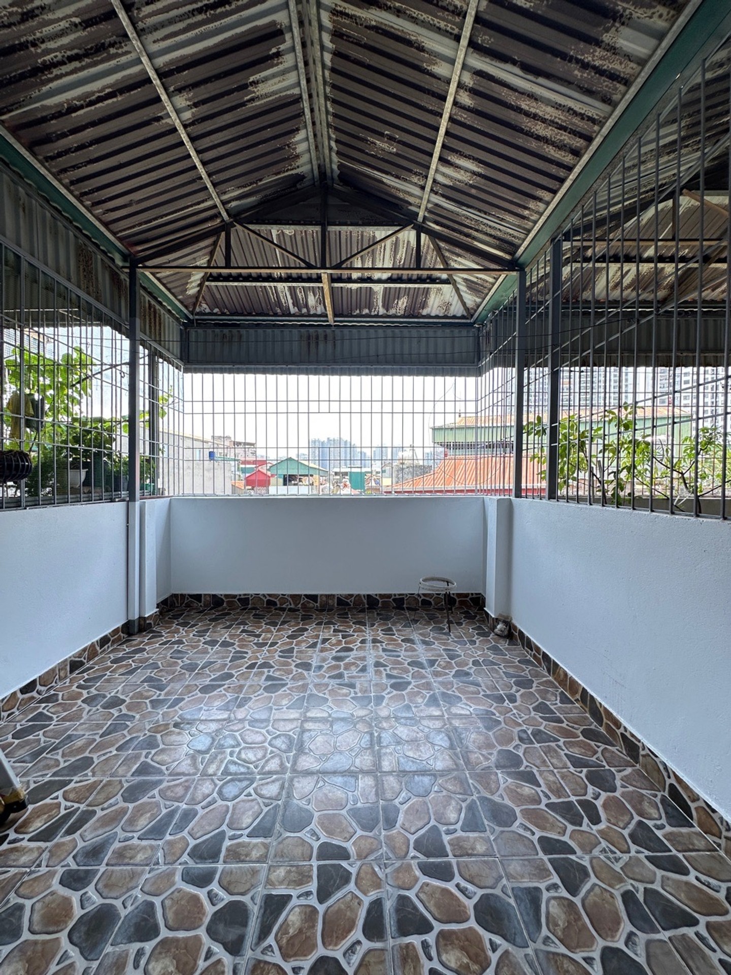 Bán nhà Hoàng Mai - diện tích 31m2 5 tầng - 2 mặt thoáng - giá 8,35 tỷ