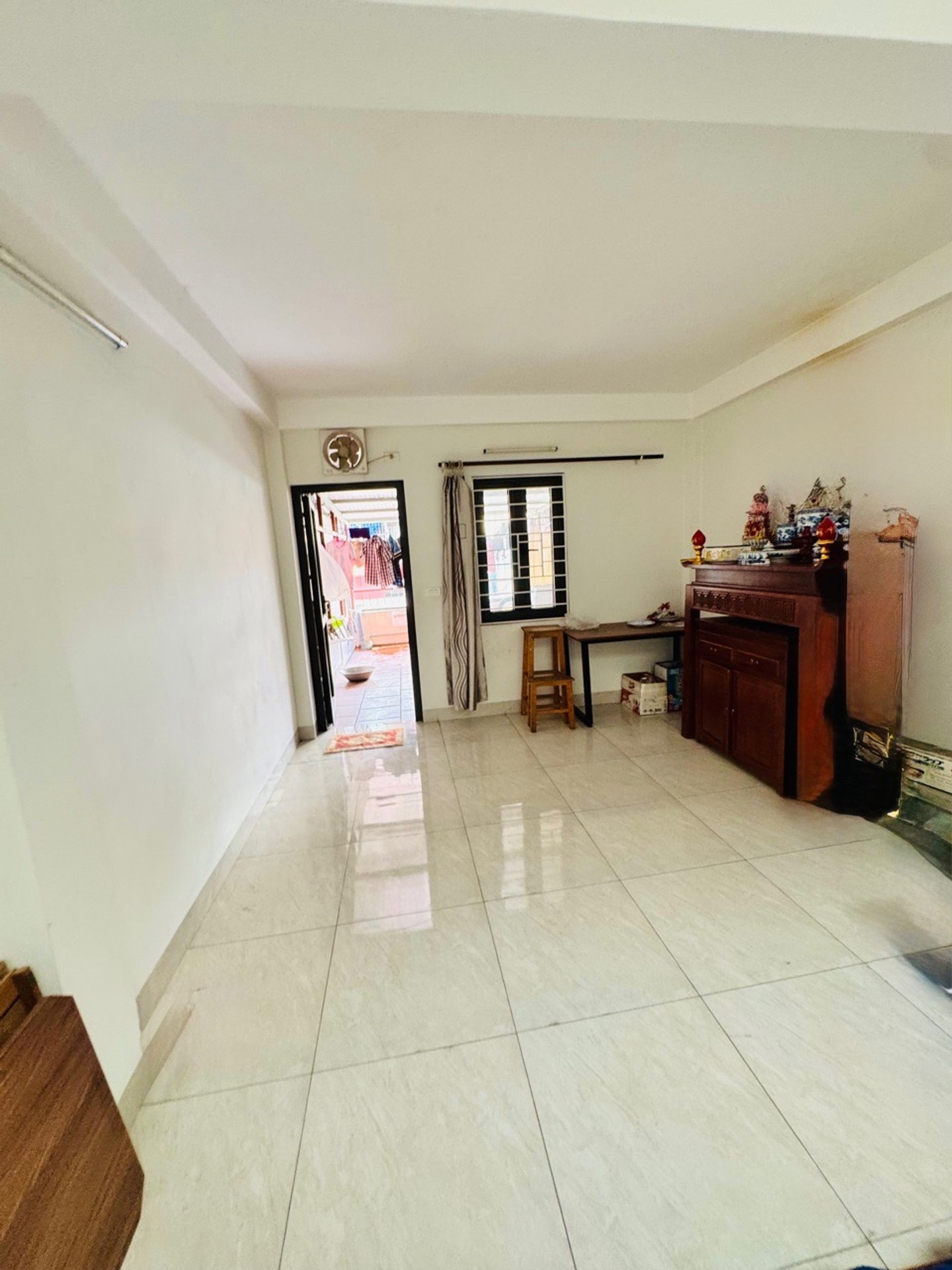 Bán nhà Khương Trung - diện tích 23m2 6 tầng - Mặt phố ô tô tránh, kinh doanh đa ngành - giá 18 tỷ
