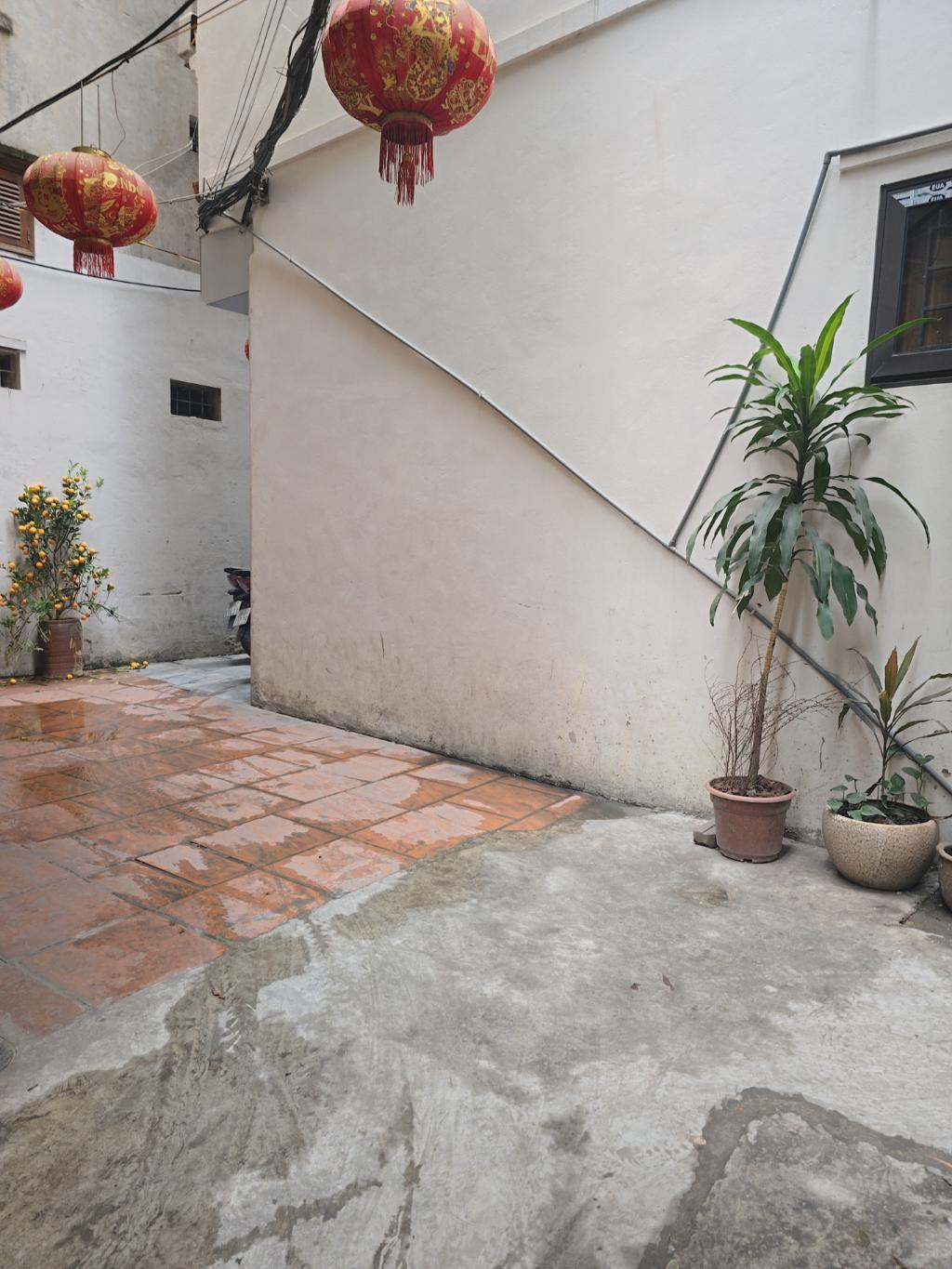 Bán nhà Hoàng Mai - diện tích 43m2 5 tầng - Căn góc 3 thoáng - giá 10,95 tỷ