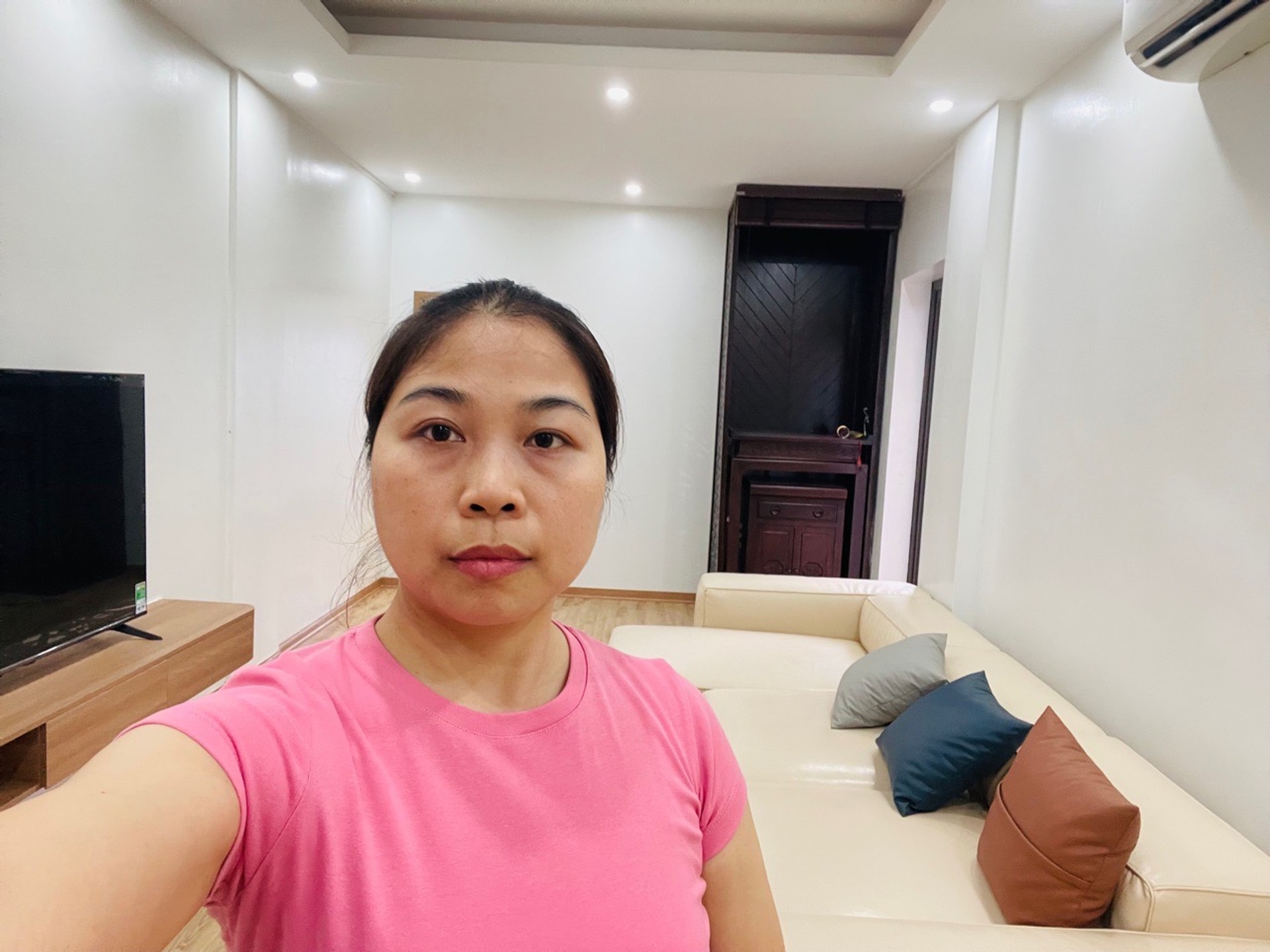 Bán nhà Nghiêm Xuân Yêm - diện tích 73m2 5 tầng - Lô góc, tặng full nội thất đẹp - giá 6,1 tỷ