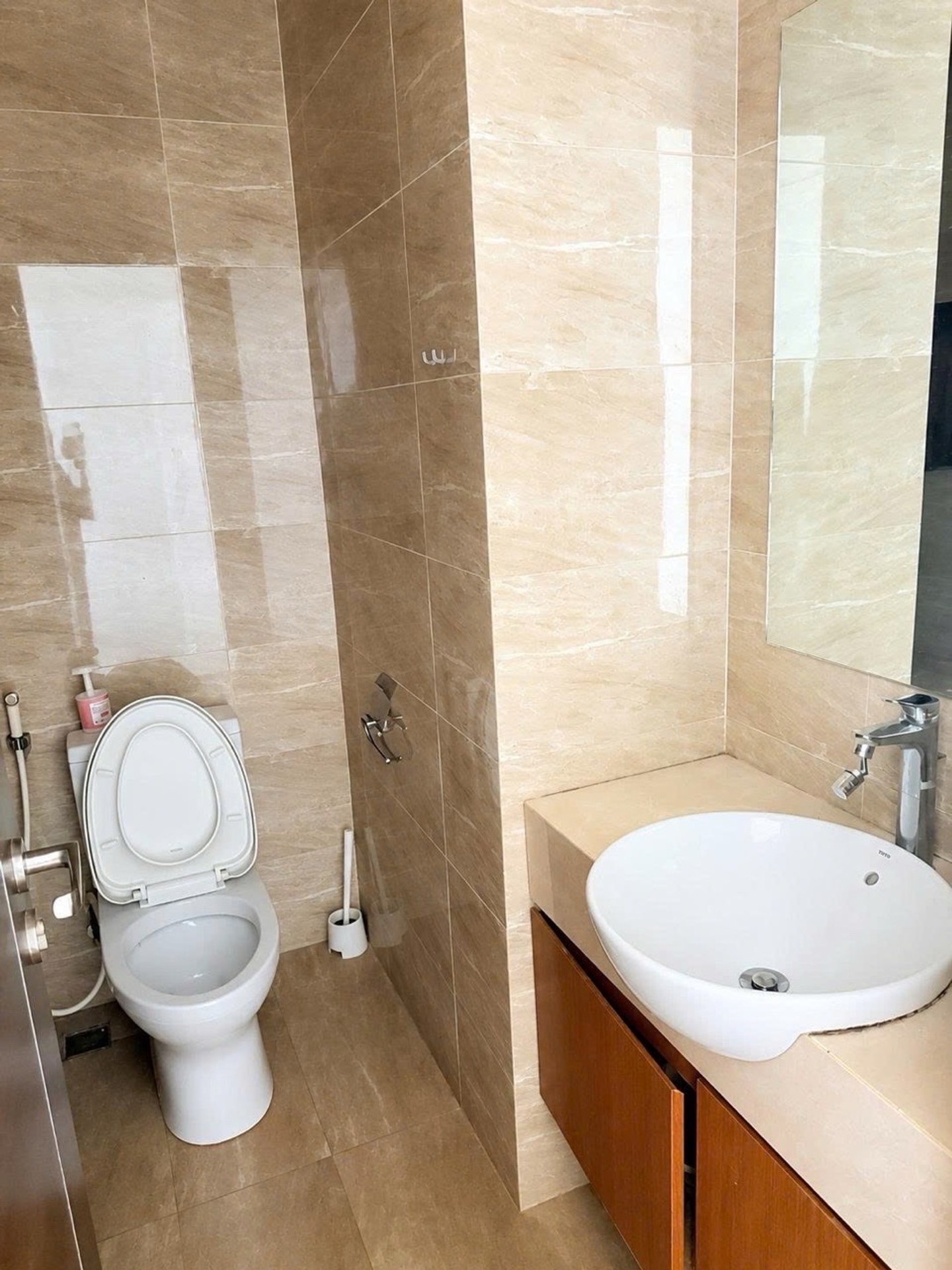 Bán nhà Minh Khai - diện tích 96m2 6 tầng - Lô góc cực giá trị - giá 12,4 tỷ
