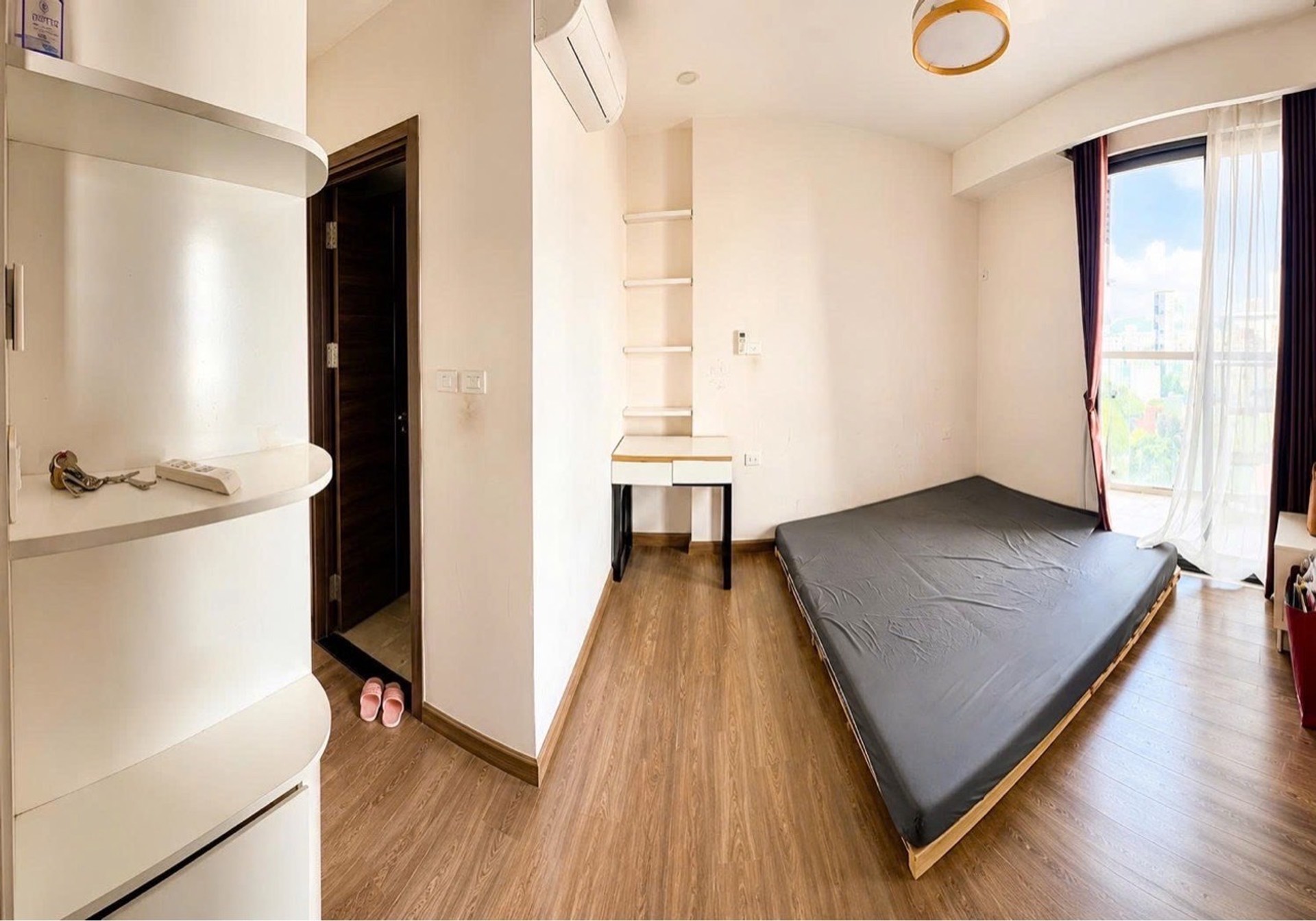 Bán nhà Minh Khai - diện tích 96m2 6 tầng - Lô góc cực giá trị - giá 12,4 tỷ