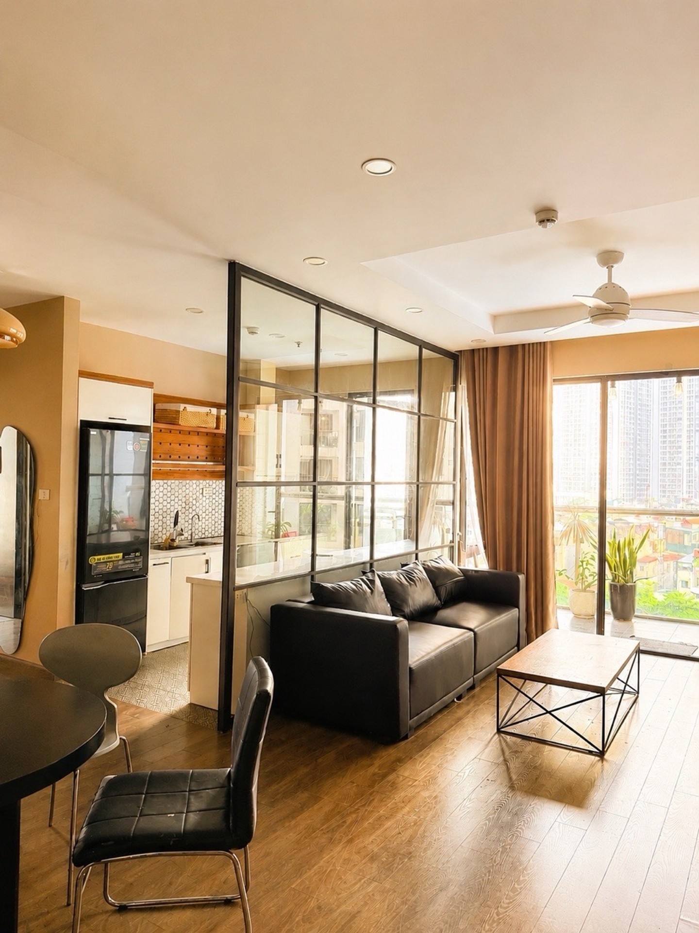 Bán nhà Minh Khai - diện tích 96m2 6 tầng - Lô góc cực giá trị - giá 12,4 tỷ