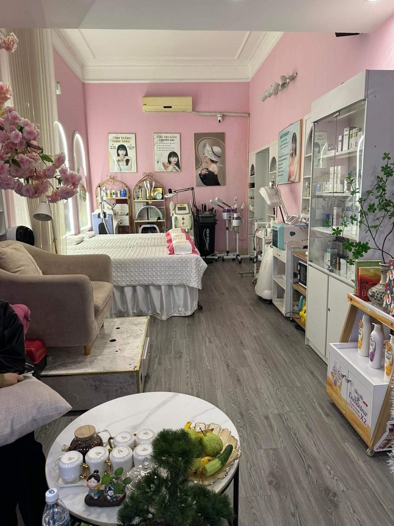 Bán nhà Vĩnh Tuy - diện tích 57m2 2 tầng - nhà mặt phố chợ đẹp - giá 25 tỷ