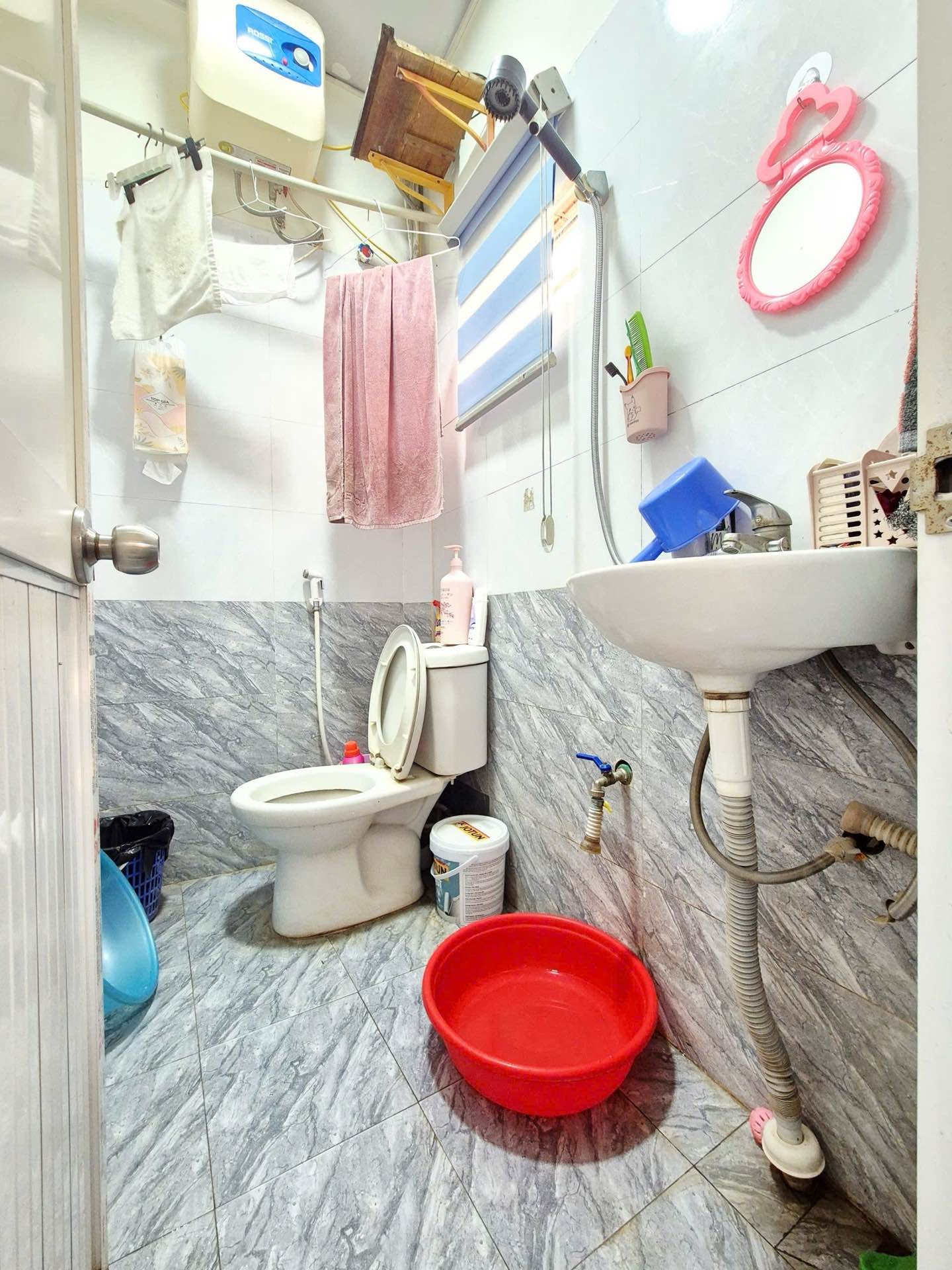 Bán nhà Đông Thiên - diện tích 20m2 2 tầng - Nhà đẹp ngõ thông - giá 1,95 tỷ