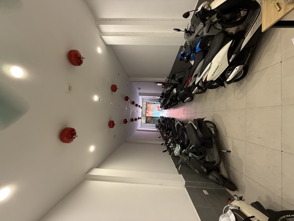 Bán nhà Trần Đại Nghĩa - diện tích 110m2 8 tầng - Ô TÔ CỨU HOẢ ĐỖ CỬA - giá 38 tỷ