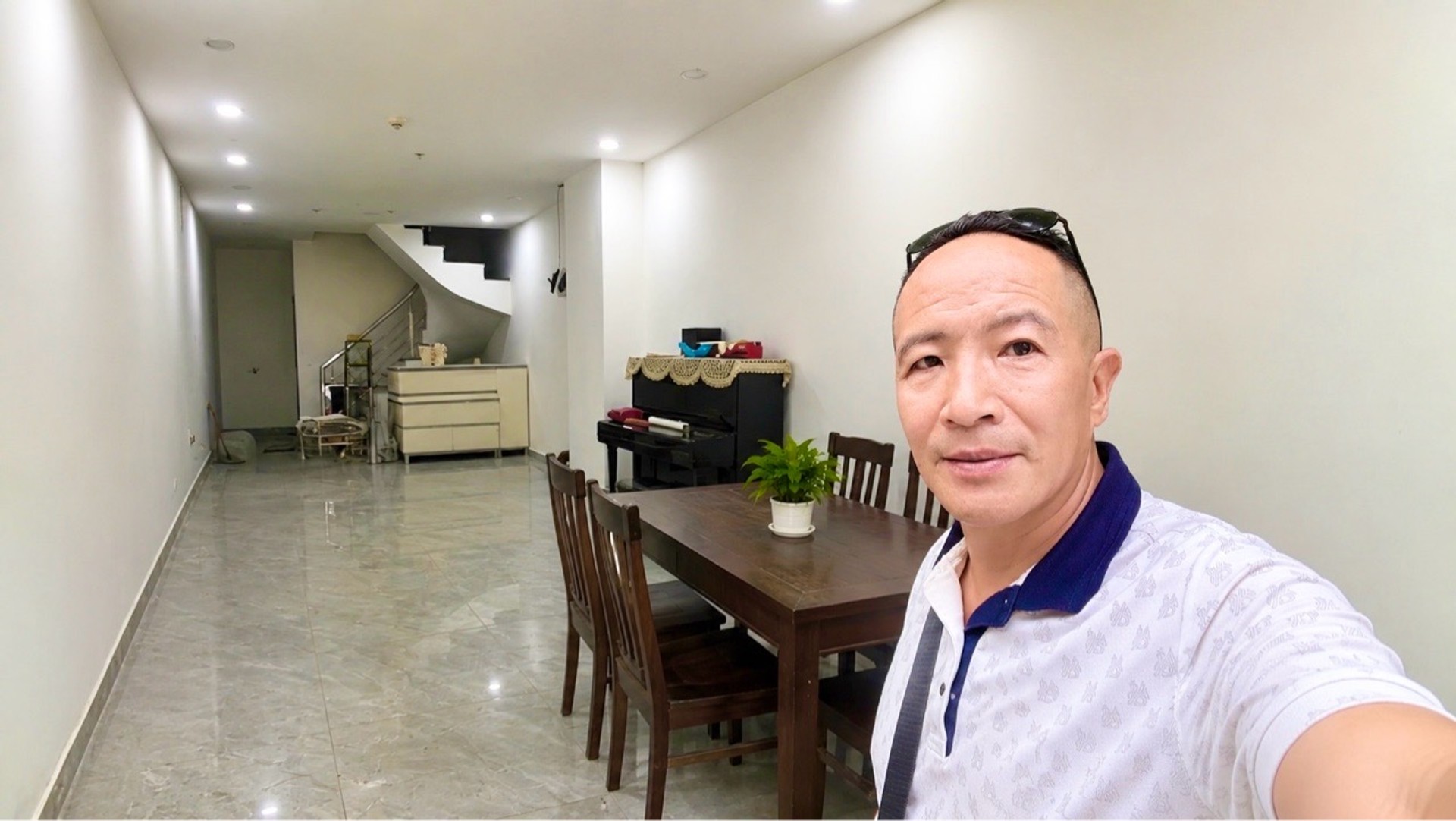 Bán nhà Định Công - diện tích 53m2 2 tầng - Shophouse đẹp, giá 7,7 tỷ