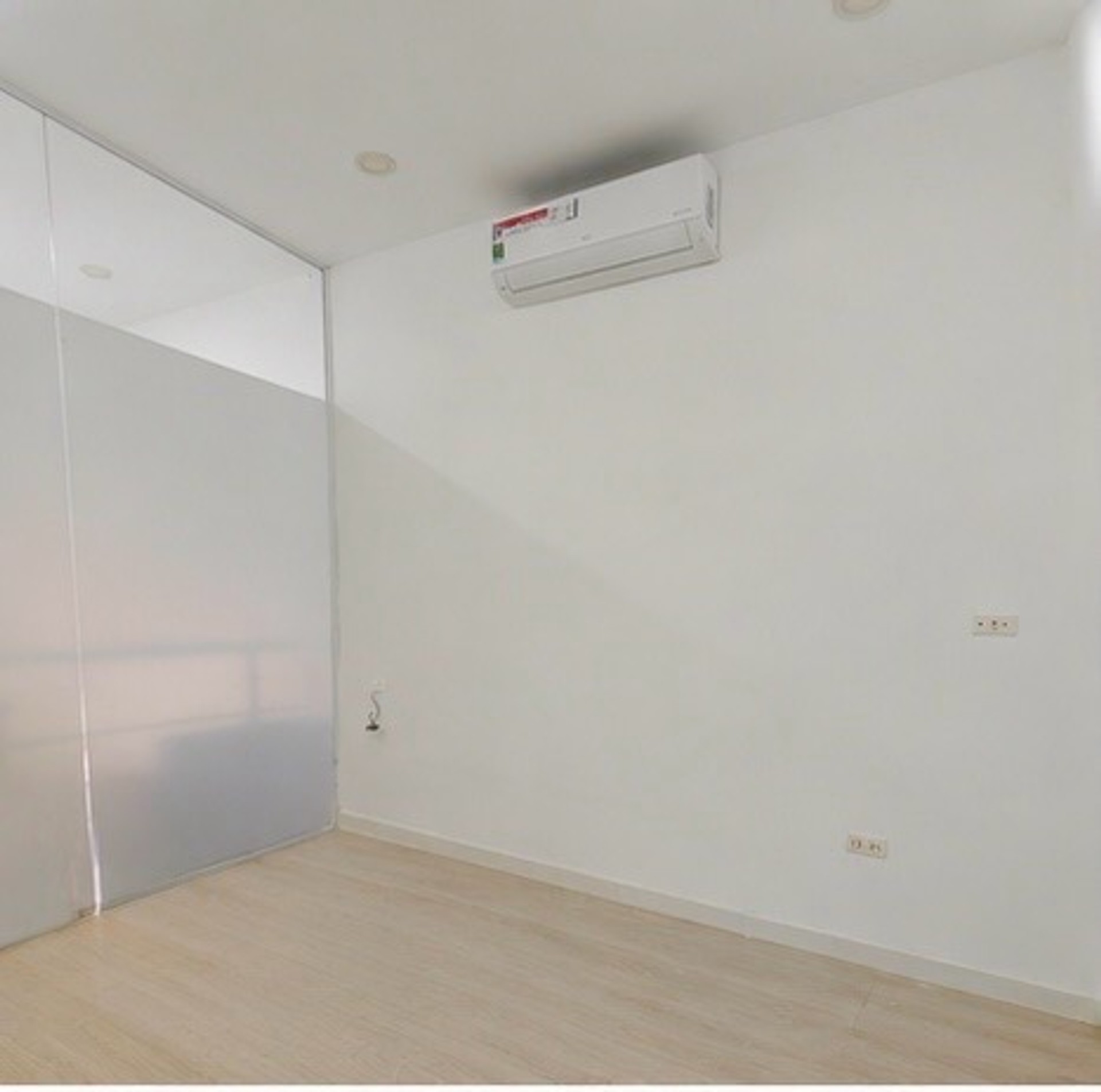 Bán nhà Định Công - diện tích 53m2 2 tầng - Shophouse đẹp, giá 7,7 tỷ