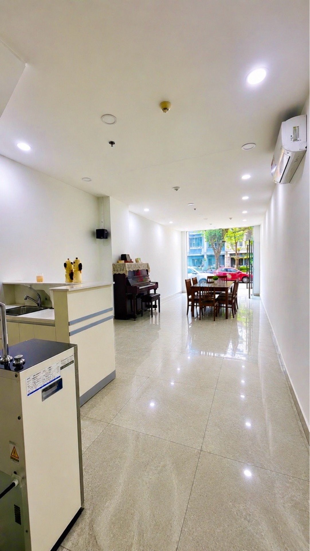 Bán nhà Định Công - diện tích 53m2 2 tầng - Shophouse đẹp, giá 7,7 tỷ