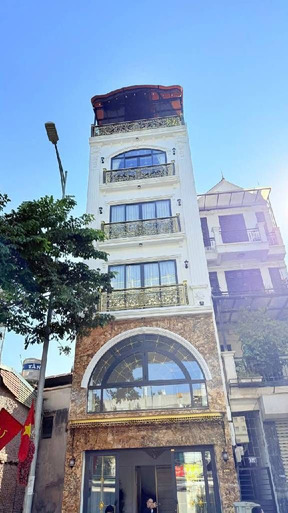 Bán nhà Đại La - diện tích 40m2 7 tầng - mặt tiền 5m - giá 29,6 tỷ