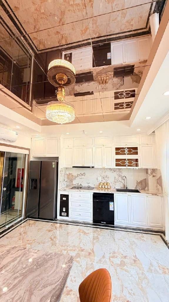 Bán nhà Đại La - diện tích 40m2 7 tầng - mặt tiền 5m - giá 29,6 tỷ