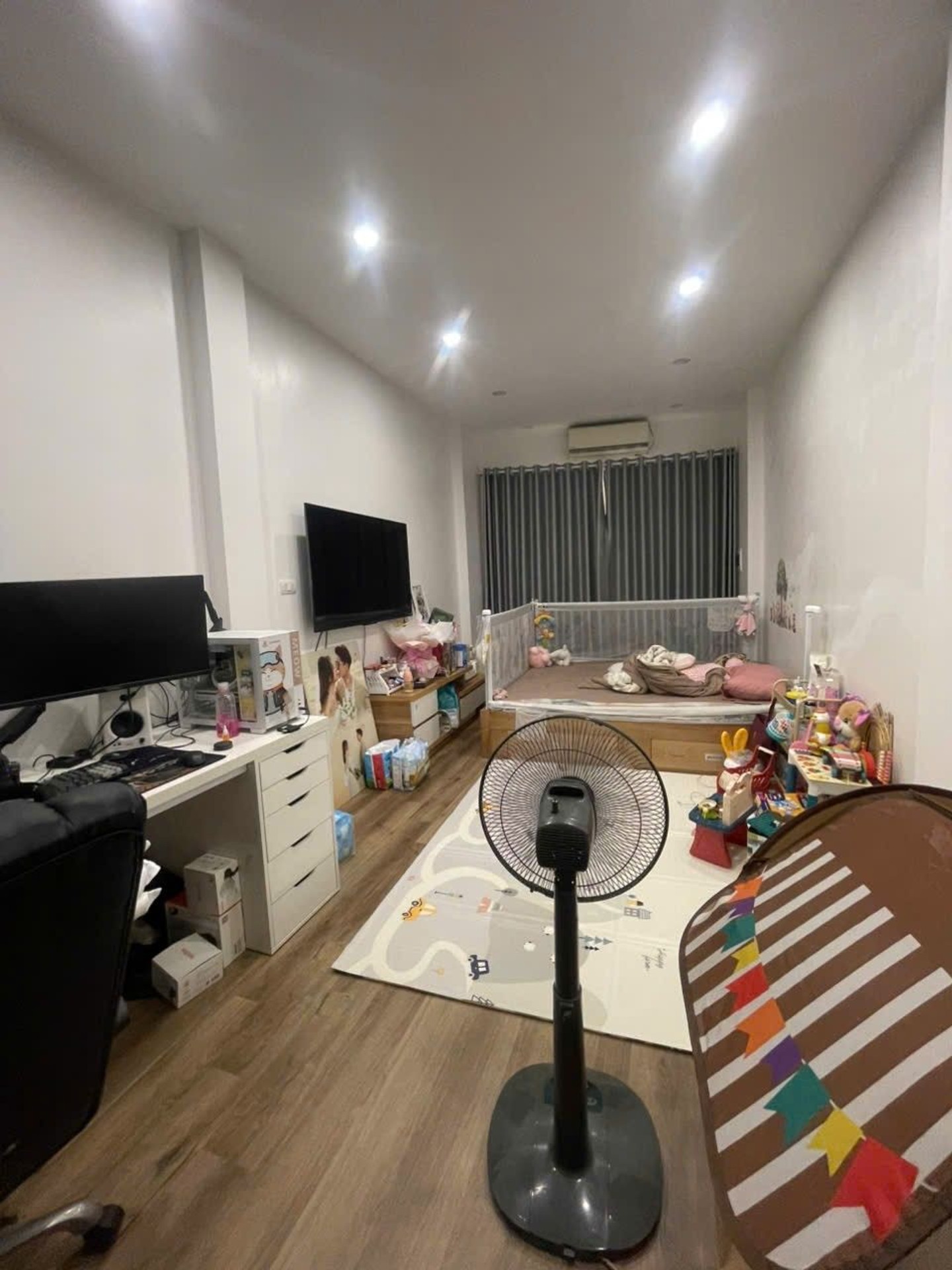 Bán nhà Hai Bà Trưng - diện tích 41m2 3 tầng - Nhà gần phố, ngõ nông thoáng - giá 9,5 tỷ
