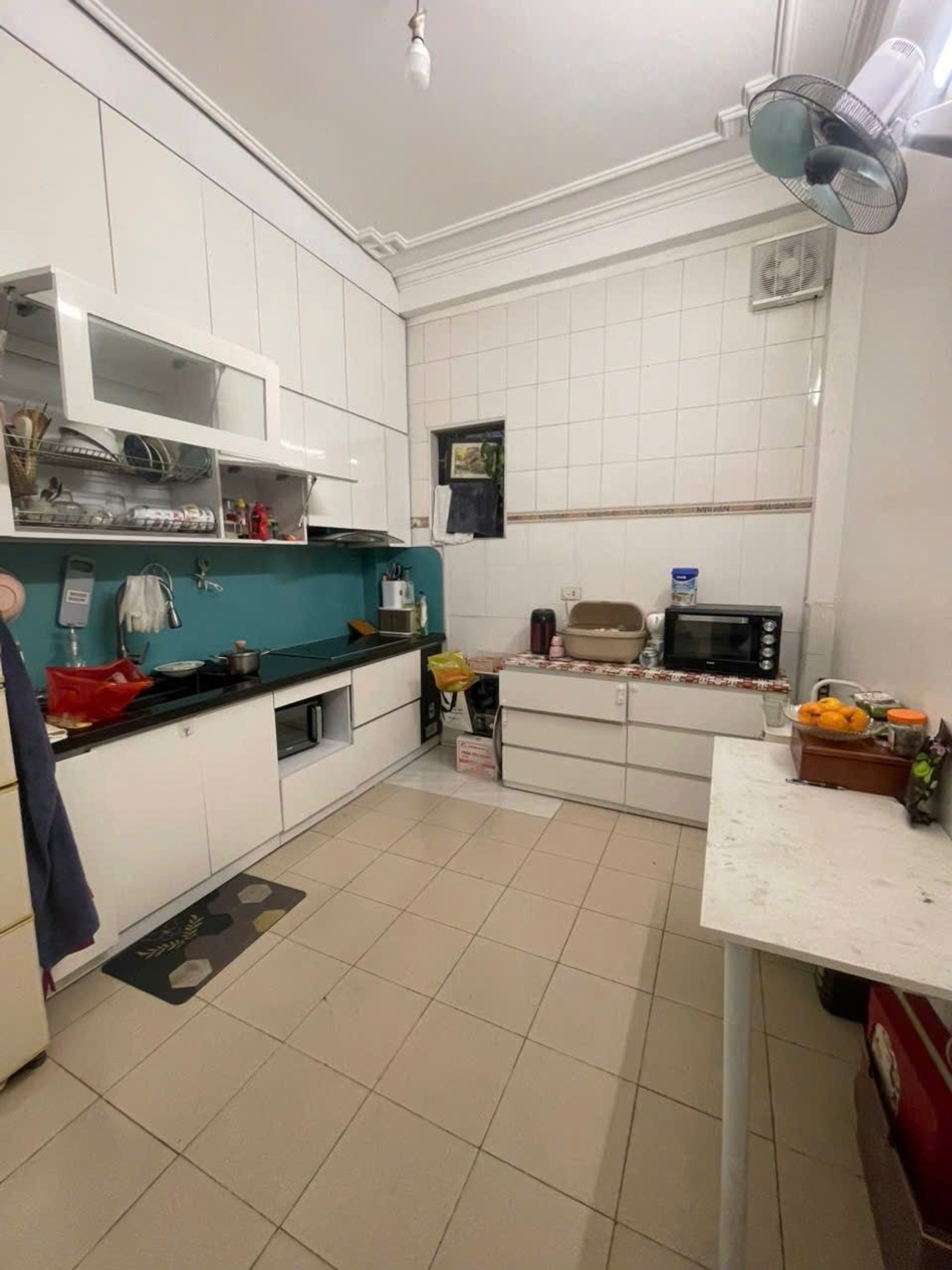 Bán nhà Hai Bà Trưng - diện tích 41m2 3 tầng - Nhà gần phố, ngõ nông thoáng - giá 9,5 tỷ