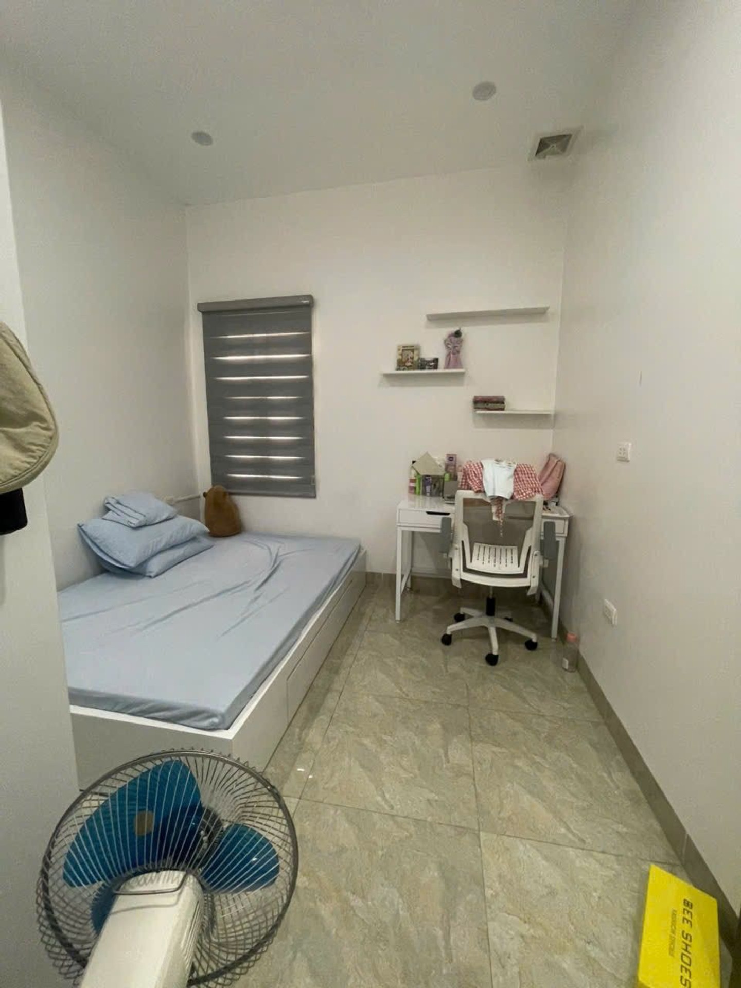 Bán nhà Hai Bà Trưng - diện tích 41m2 3 tầng - Nhà gần phố, ngõ nông thoáng - giá 9,5 tỷ