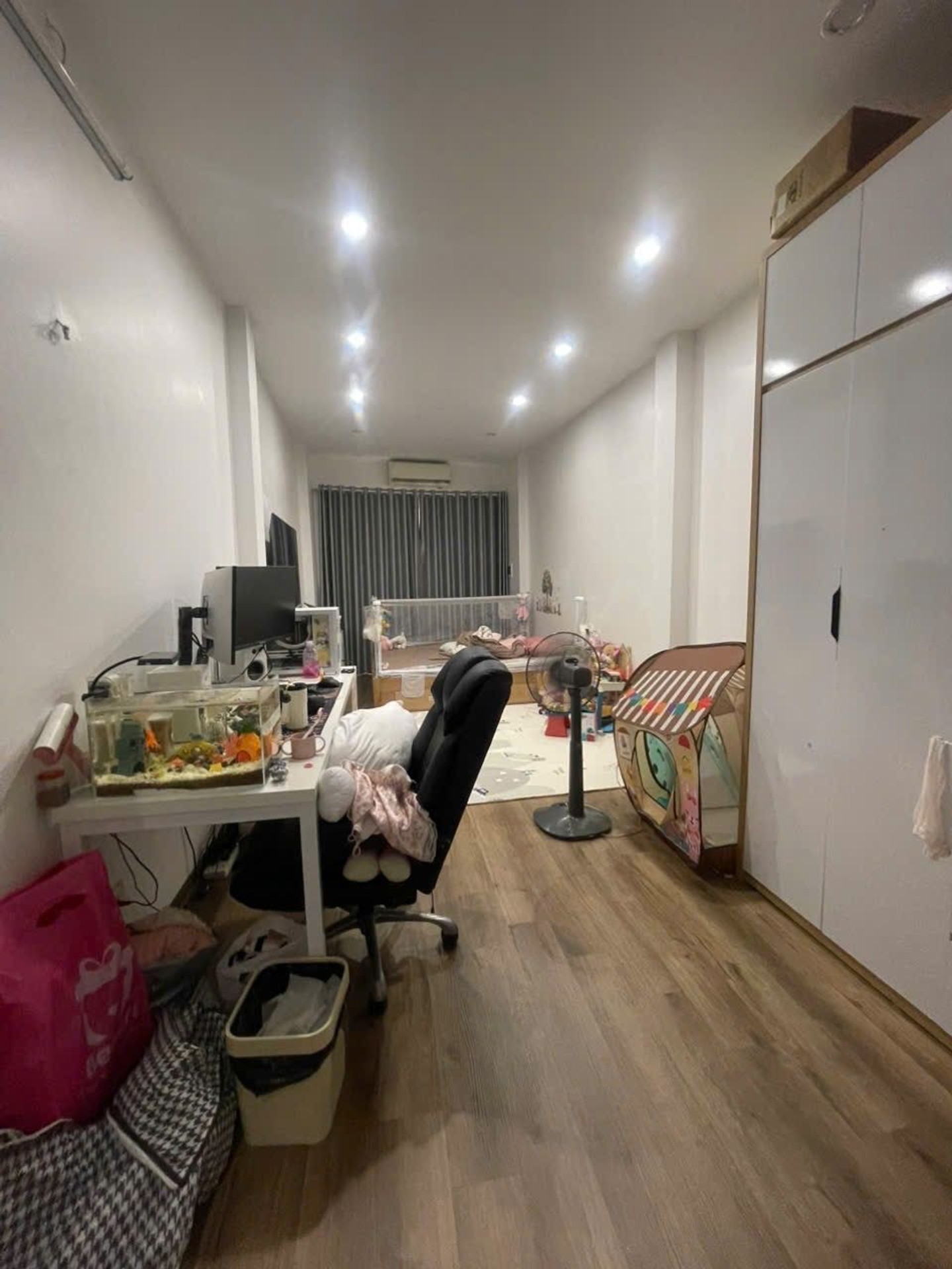 Bán nhà Hai Bà Trưng - diện tích 41m2 3 tầng - Nhà gần phố, ngõ nông thoáng - giá 9,5 tỷ